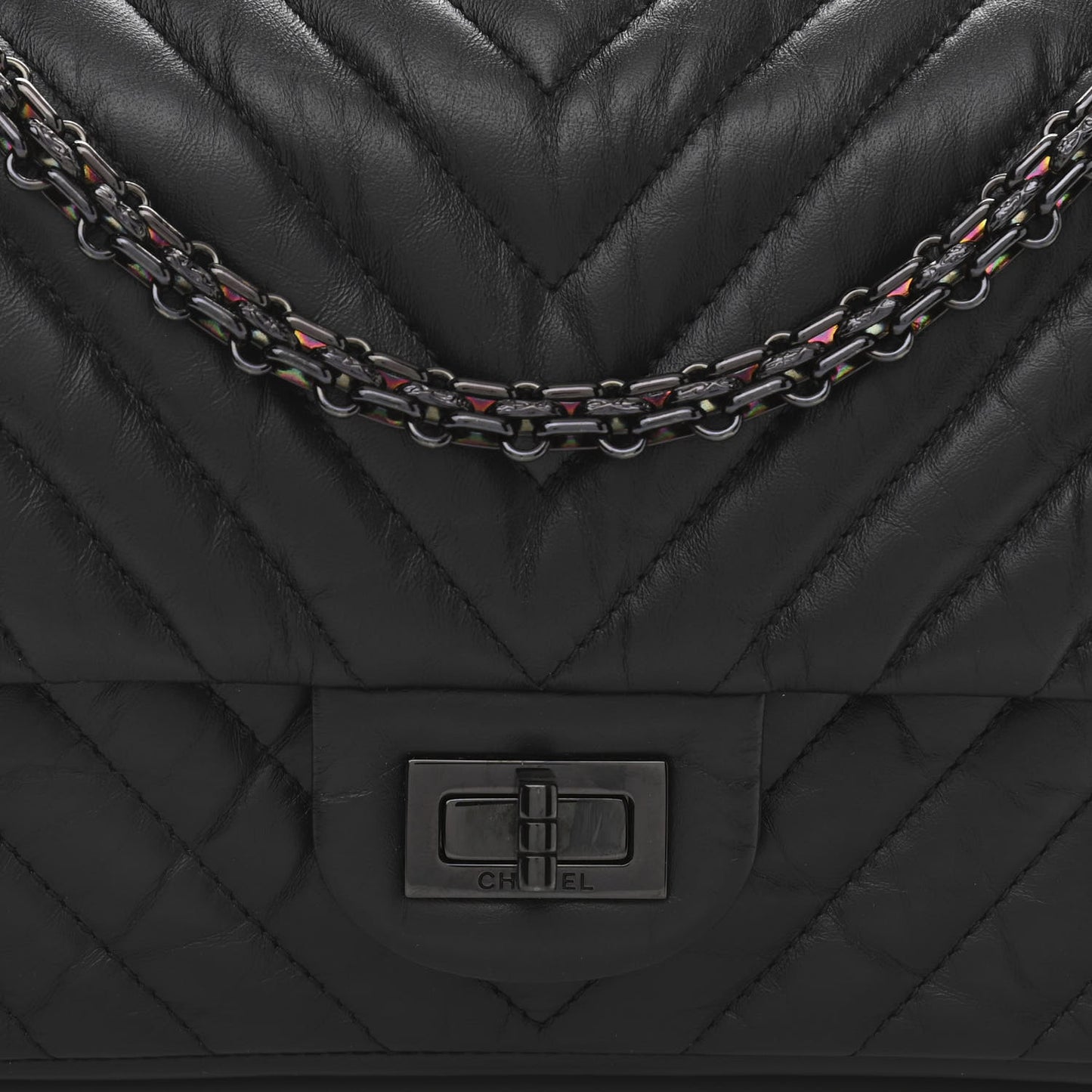 Aged Calfskin Chevron Quilted 2.55 Reissue 225 Flap So Black