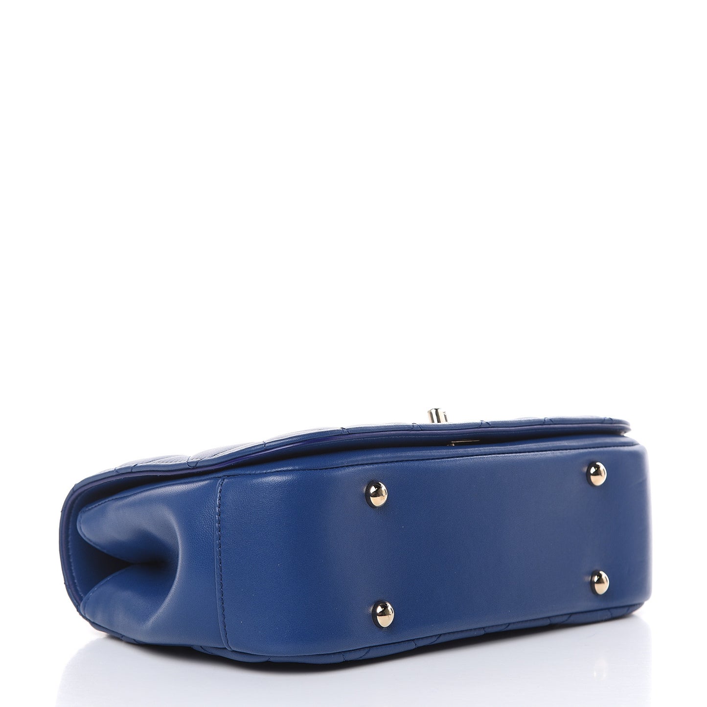 Lambskin Small Carry Chic Flap Blue