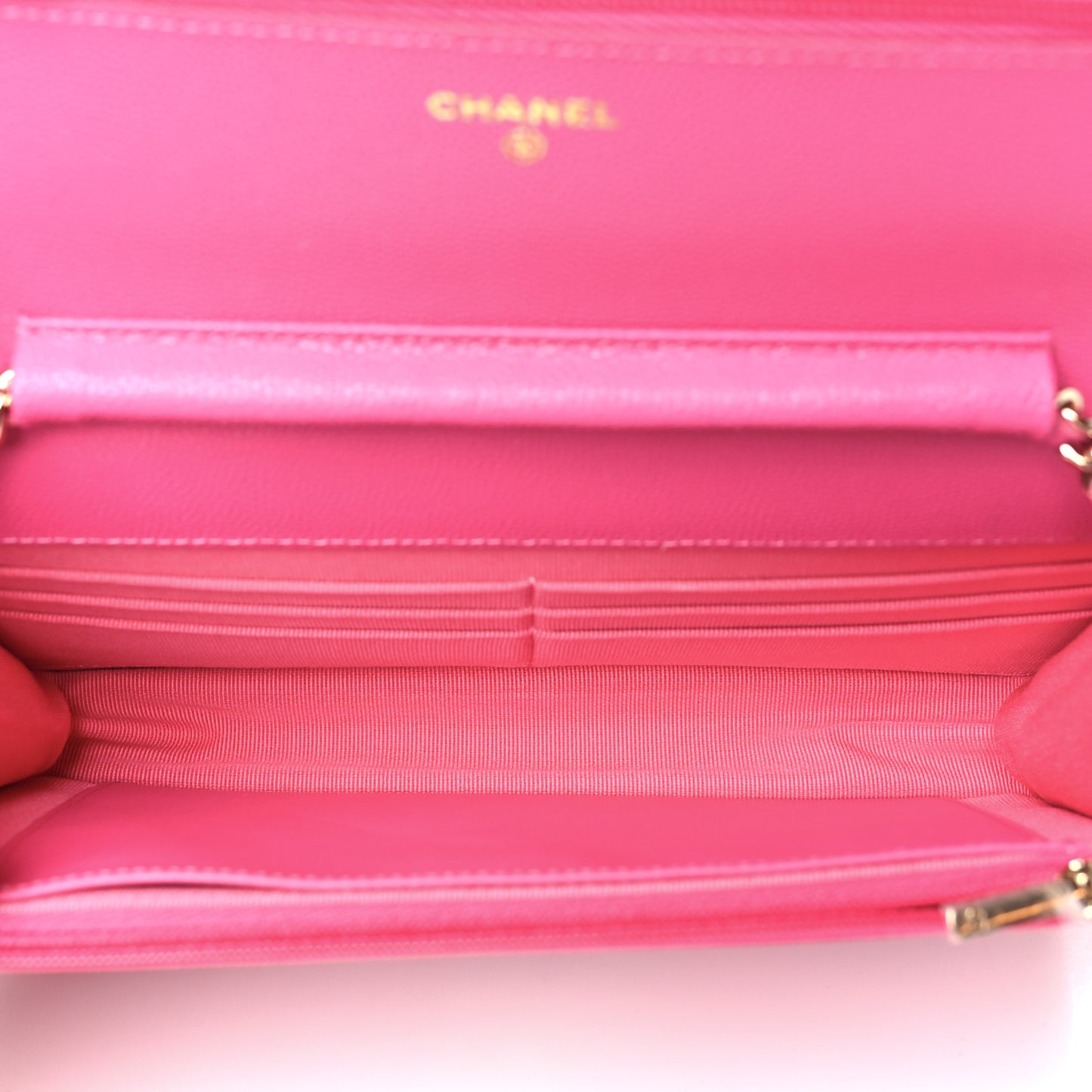 Caviar Quilted Wallet on Chain WOC Pink