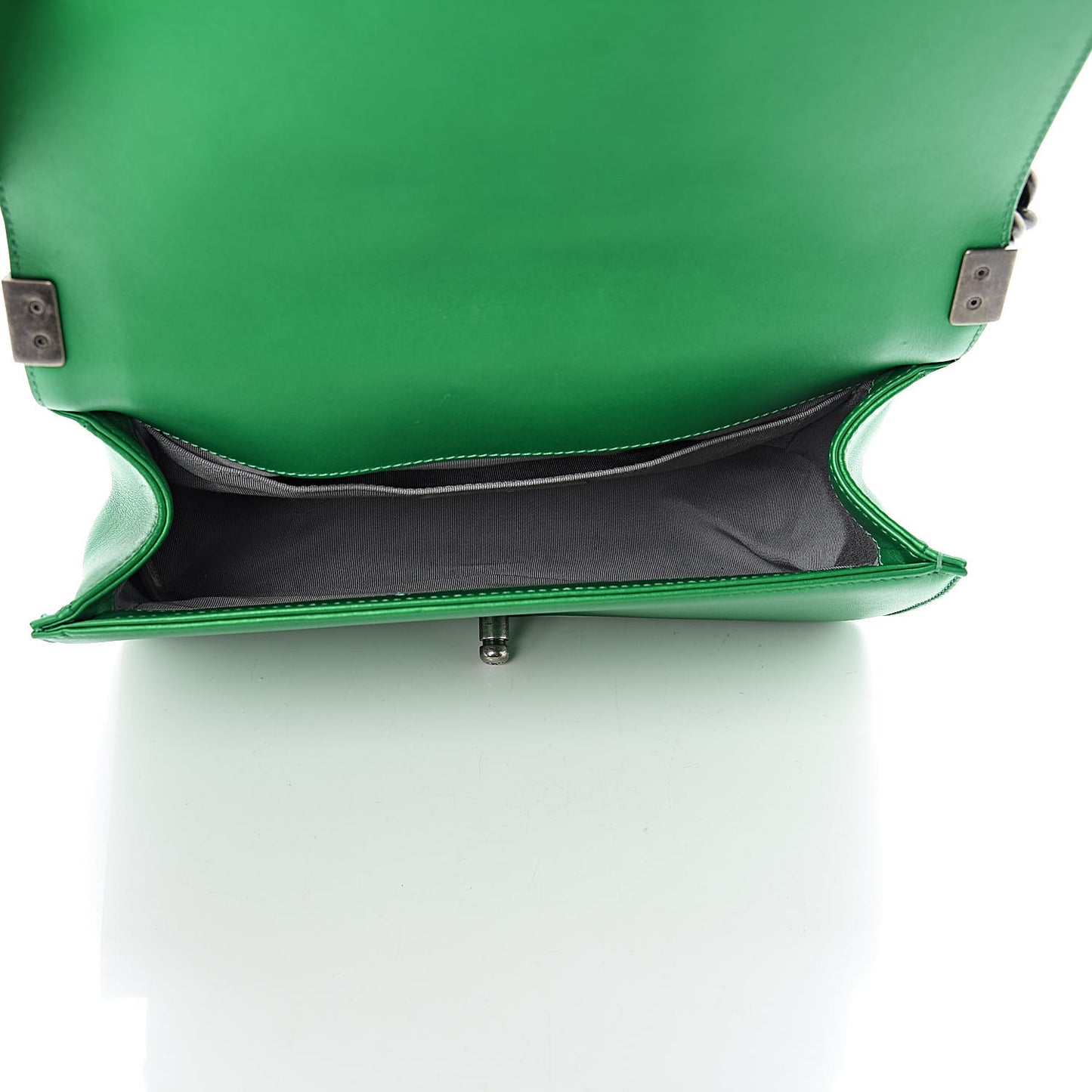 Metallic Calfskin Quilted Medium Boy Flap Green