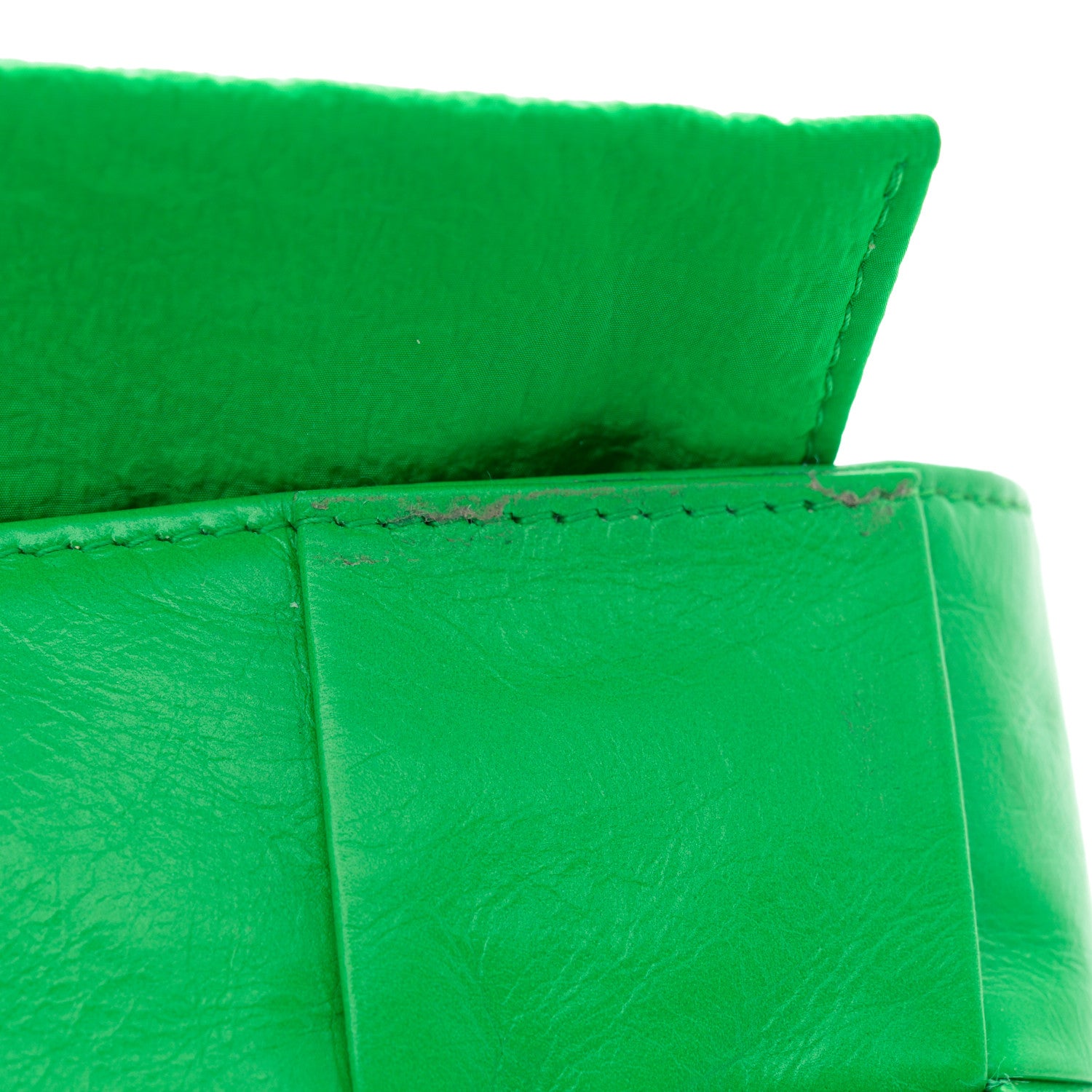 Bottega Veneta Paper Calfskin Intreccio Cassette Belt Bag Parakeet 14 of 18