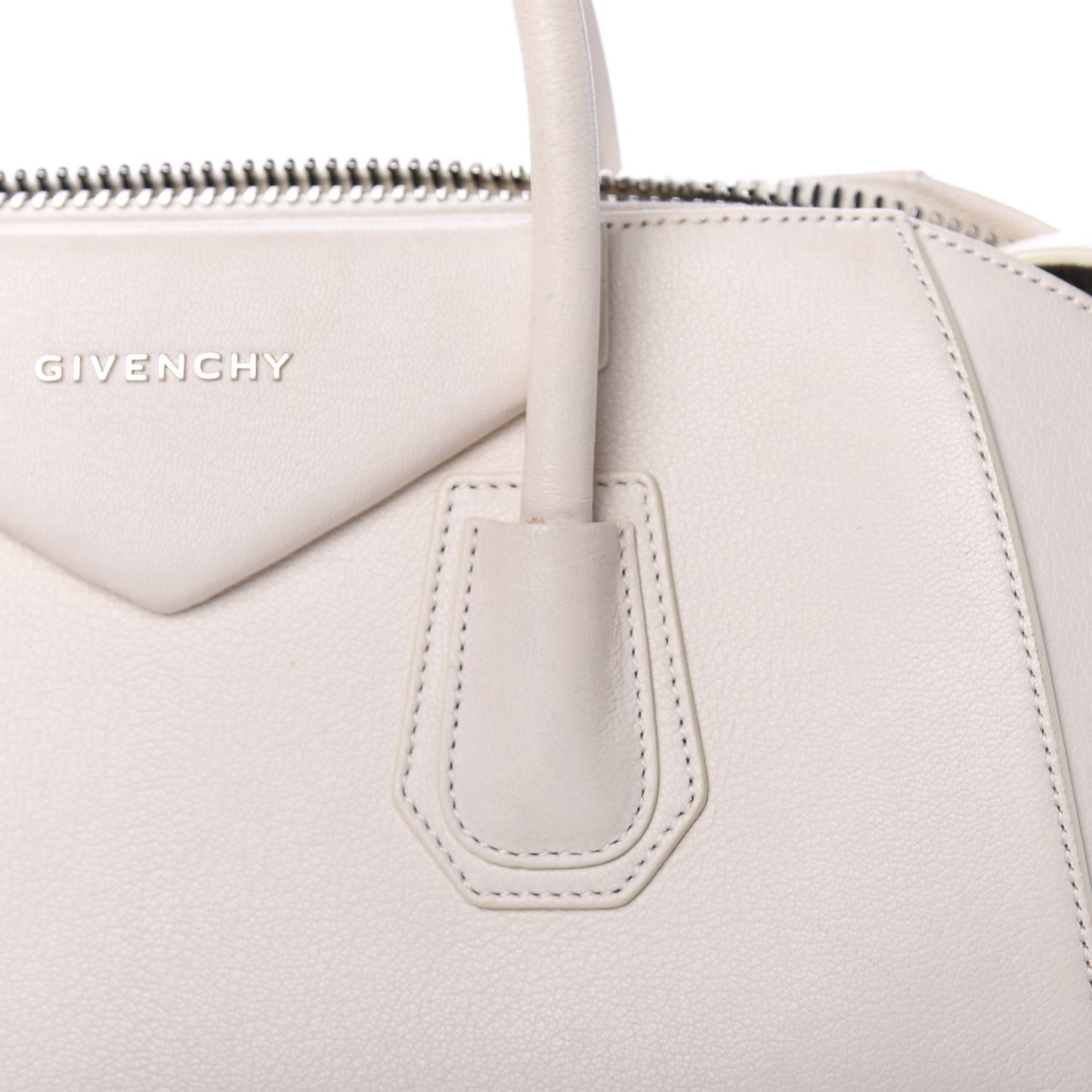Sugar Goatskin Medium Antigona Ivory