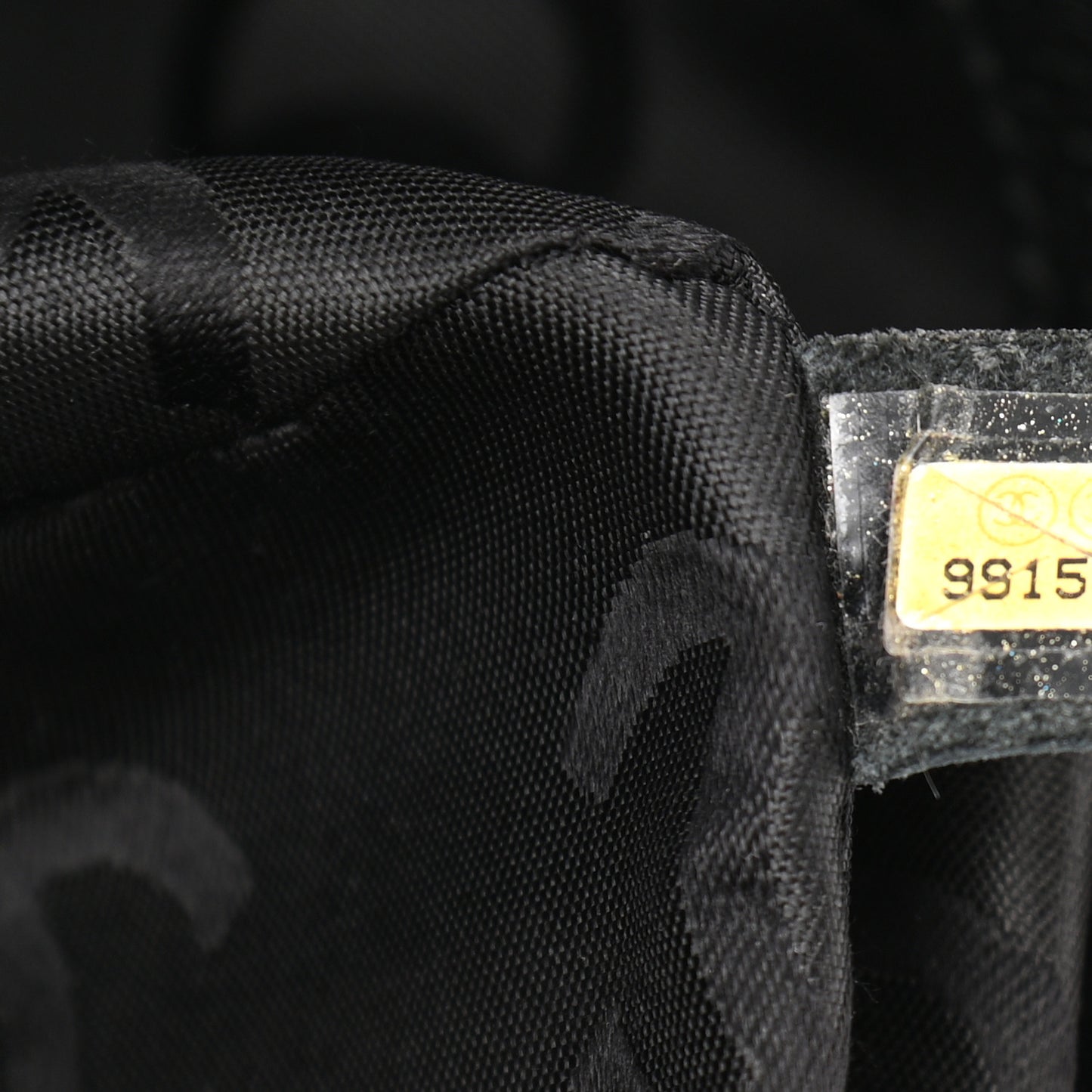 Caviar Bekko Chain Tote Black