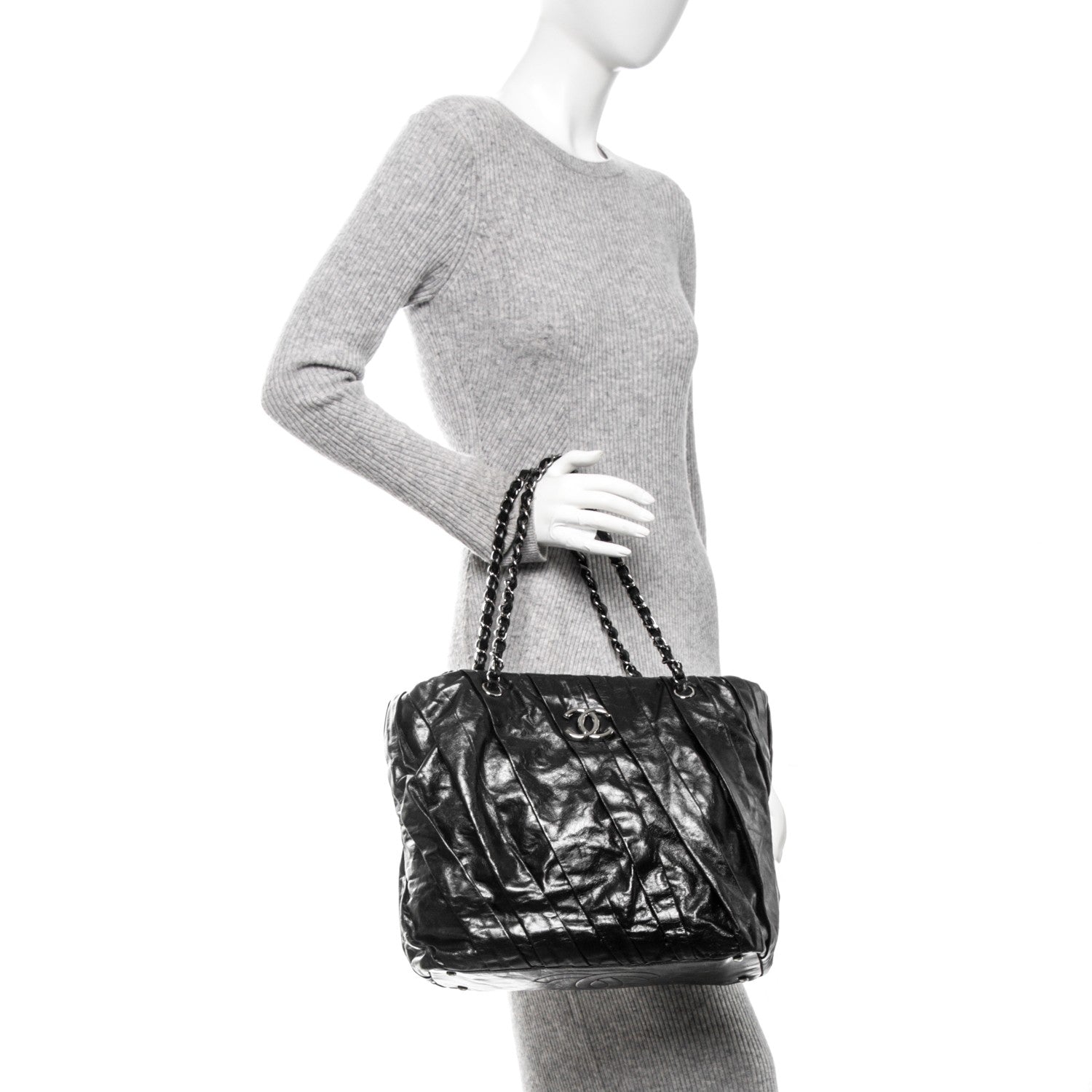 Chanel Glazed Calfskin Large Twisted Tote Black 2 of 7