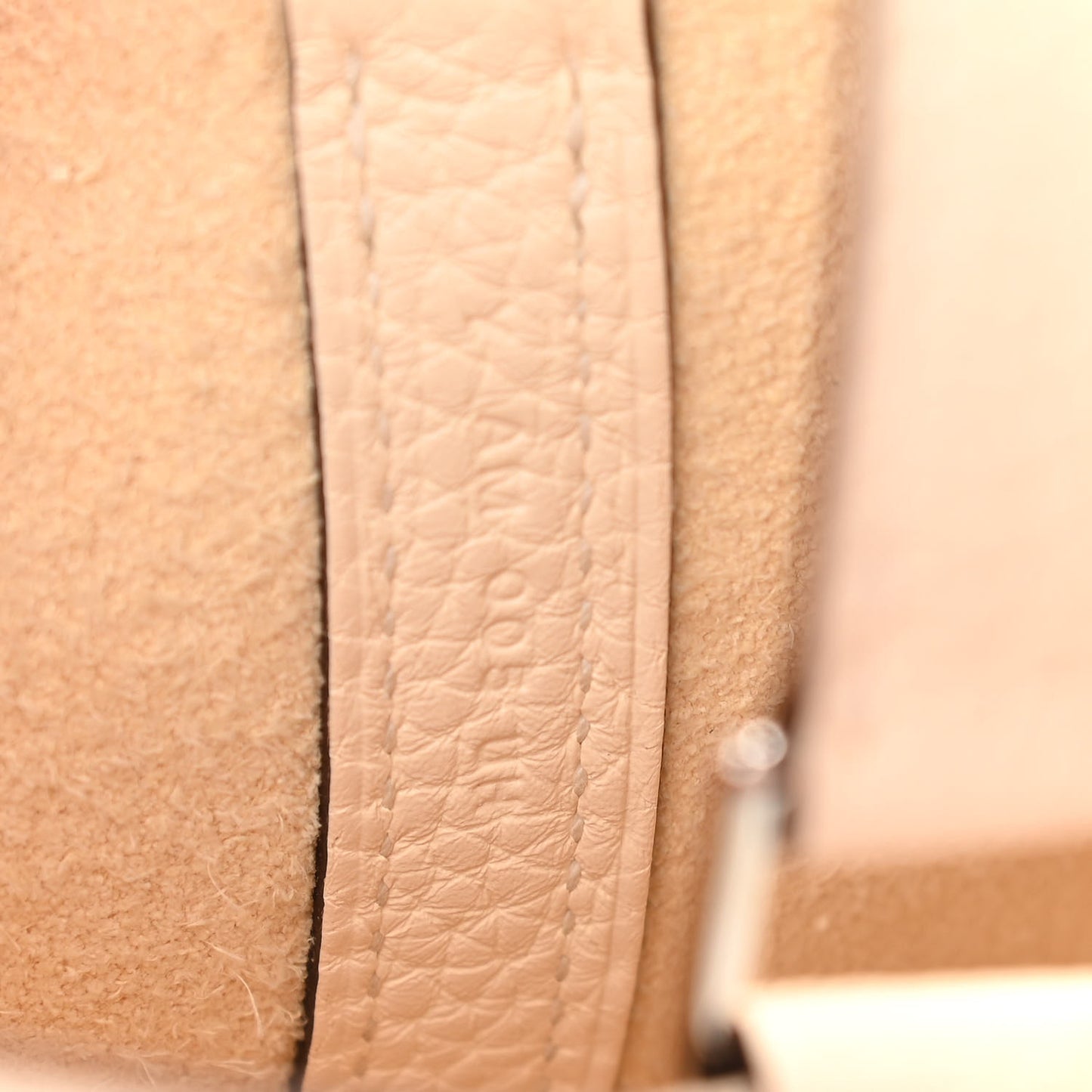 Taurillon Clemence Swift Eclat Picotin Lock 18 PM Nata Terre Battue