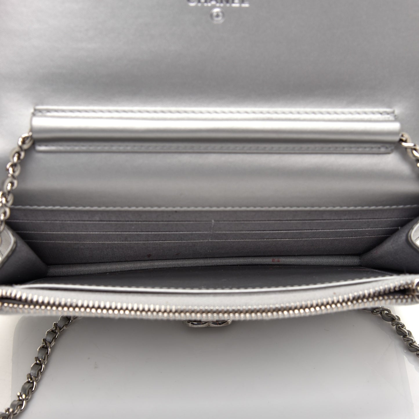 Patent Quilted Golden Class Wallet on Chain WOC Silver
