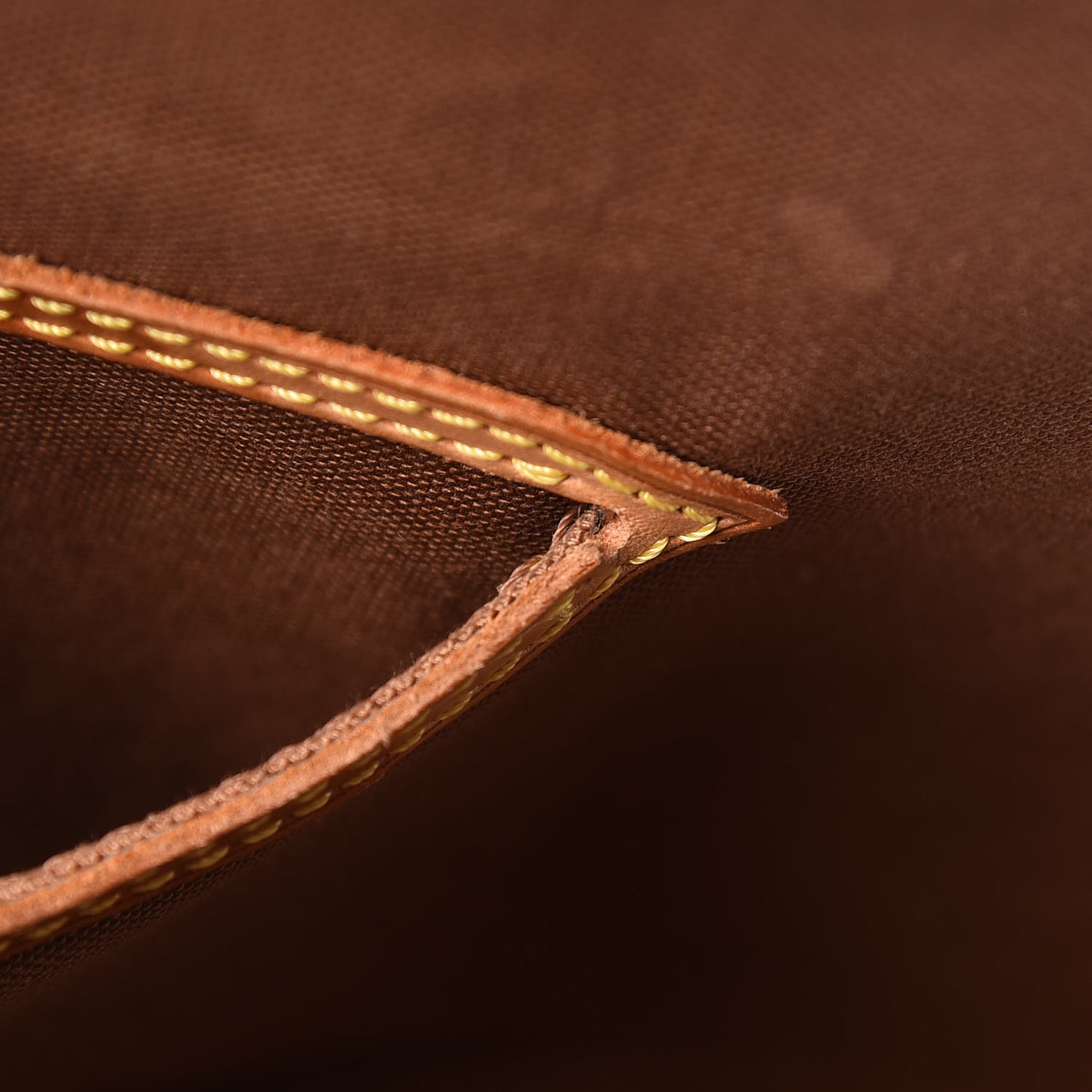 Monogram Alma PM