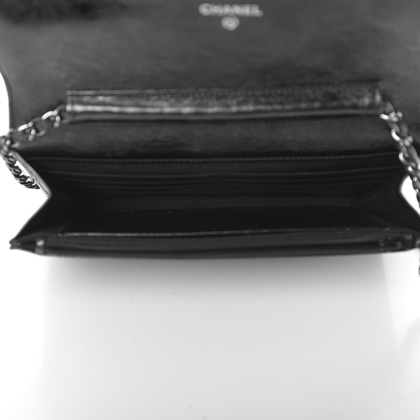 Metallic Glazed Aged Calfskin Reissue Wallet On Chain WOC Black