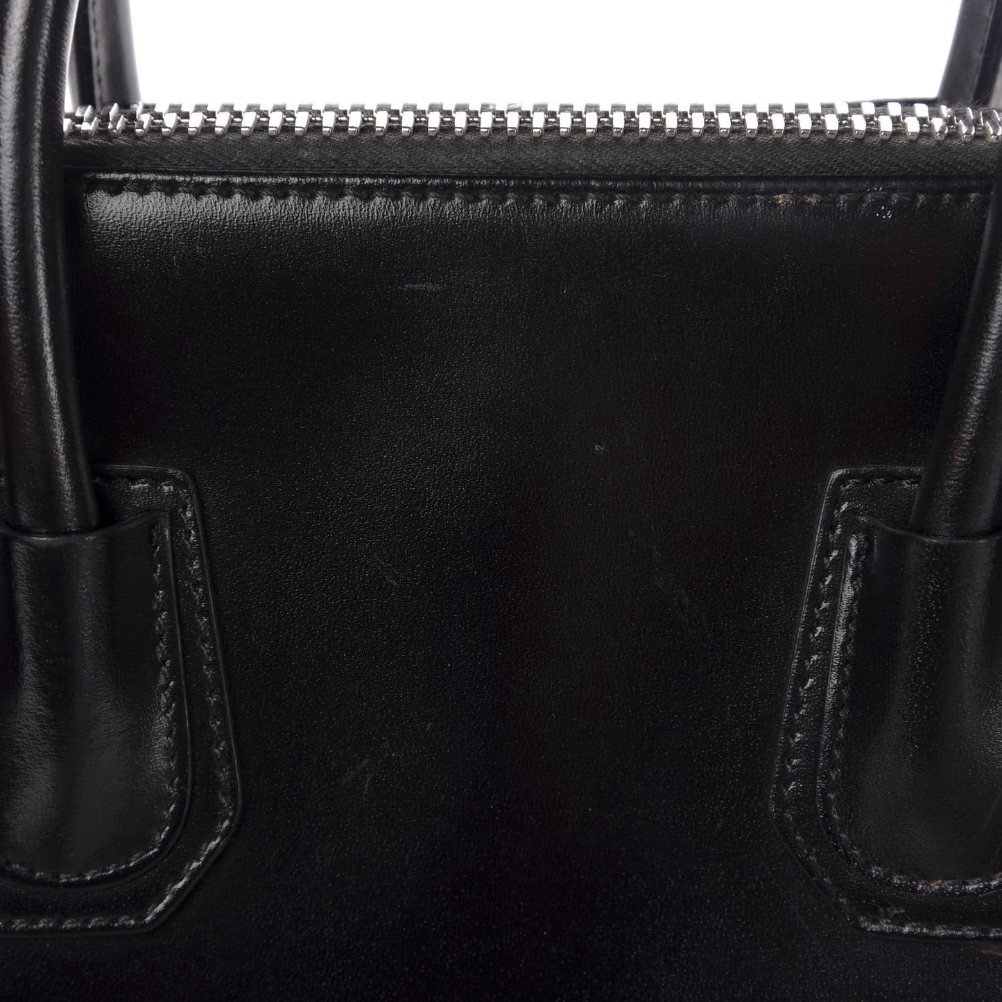 Shiny Lord Calfskin Small Antigona Black