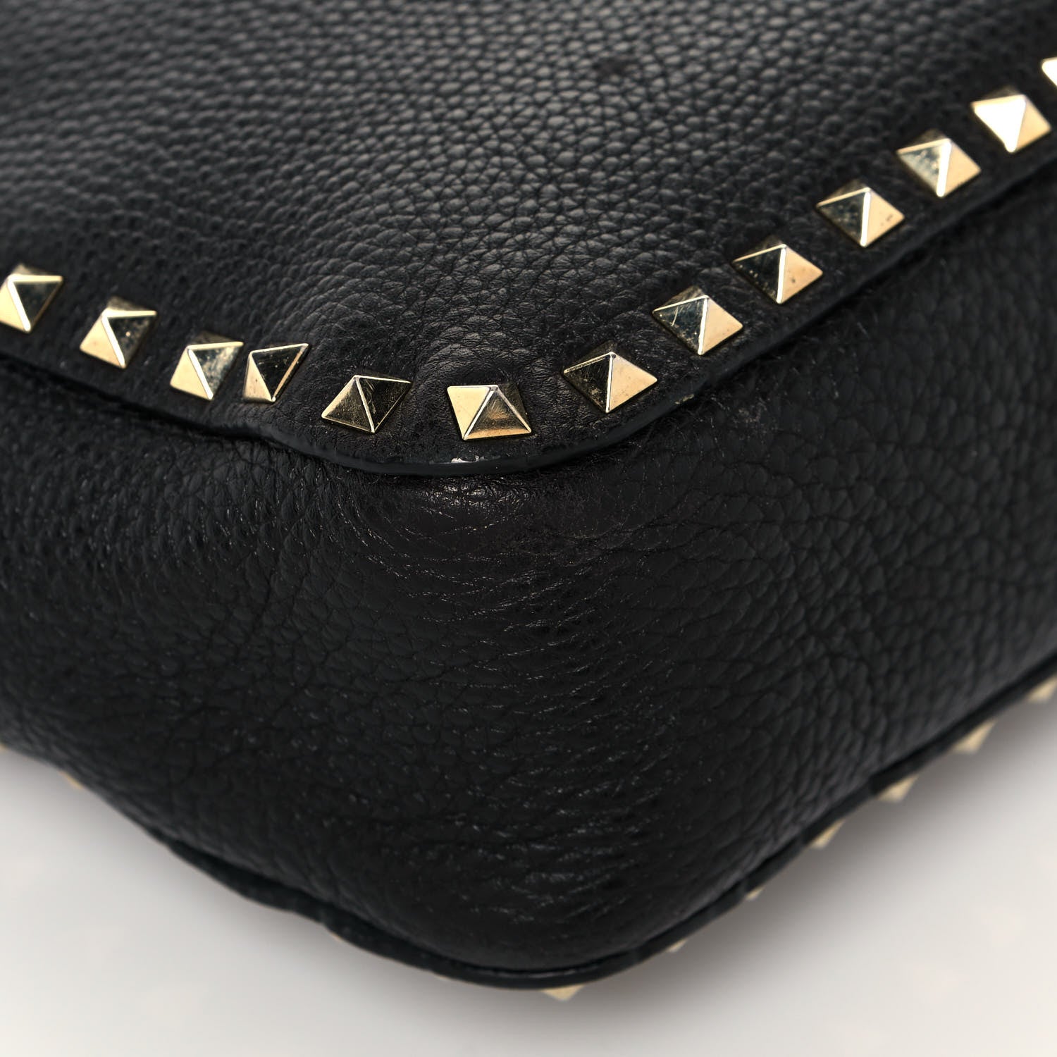 Valentino Garavani Pebbled Calfskin Large Rockstud Flip-Lock Messenger Bag Black 11 of 18