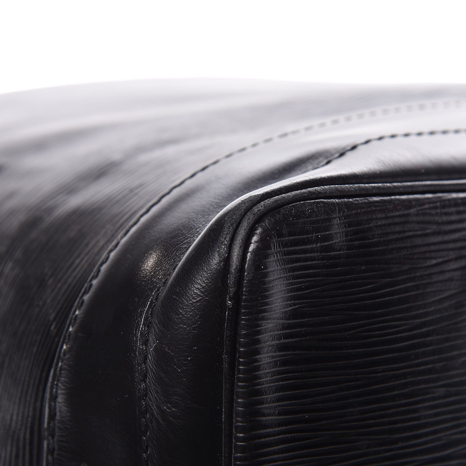 Louis Vuitton Epi Noe Black 12 of 20