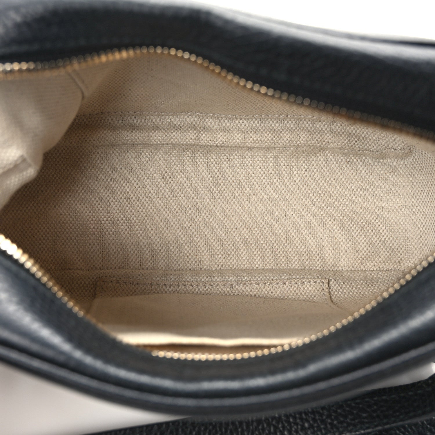 Gucci Pebbled Calfskin Small Soho Disco Bag Black 5 of 15