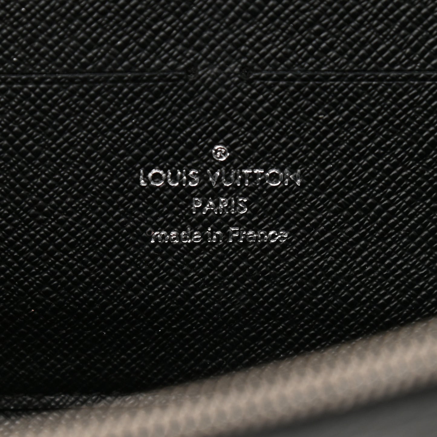 Epi Twist Chain Wallet Black