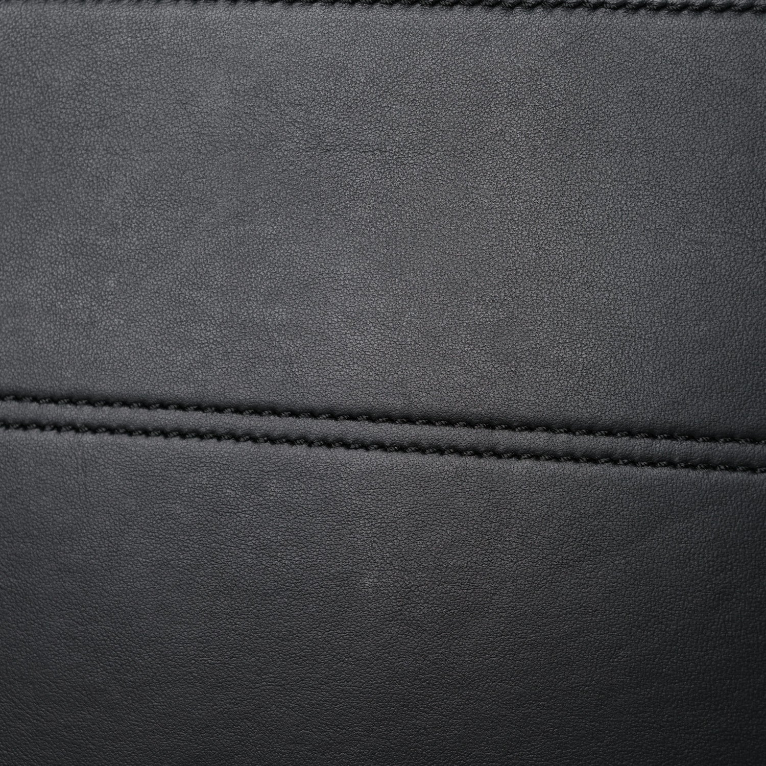 Burberry Smooth Bonded Calfskin Large Saddle Tote Black 9 of 13