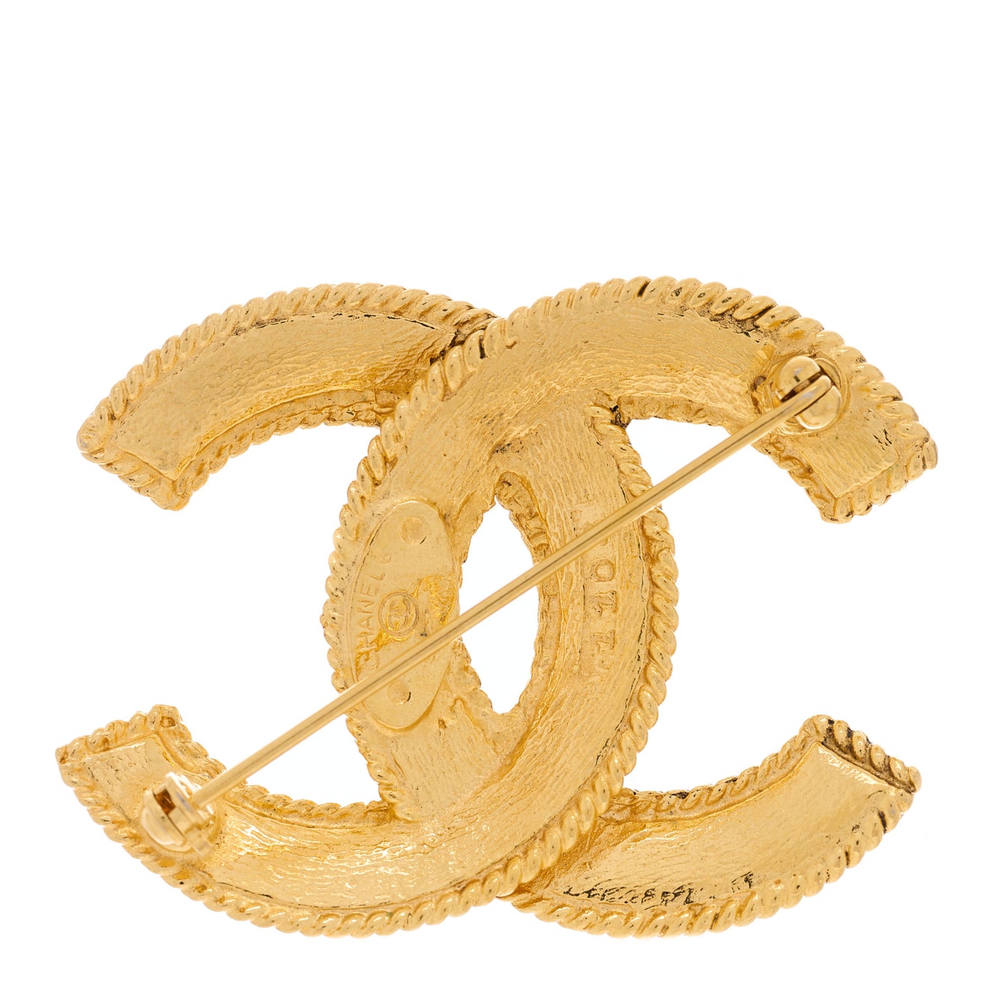 Metal CC Brooch Gold