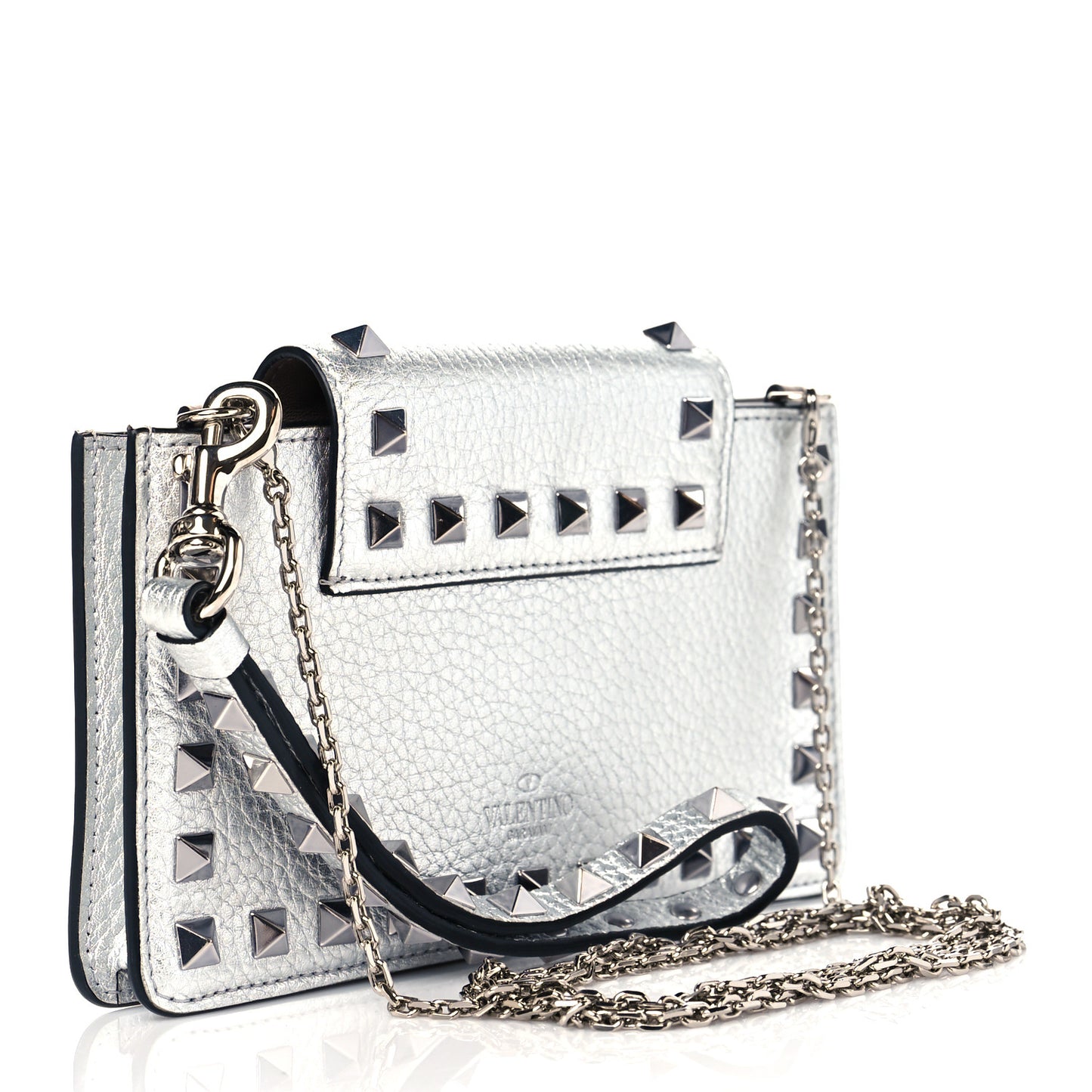Metallic Pebbled Calfskin Rockstud Phone Case With Chain Silver