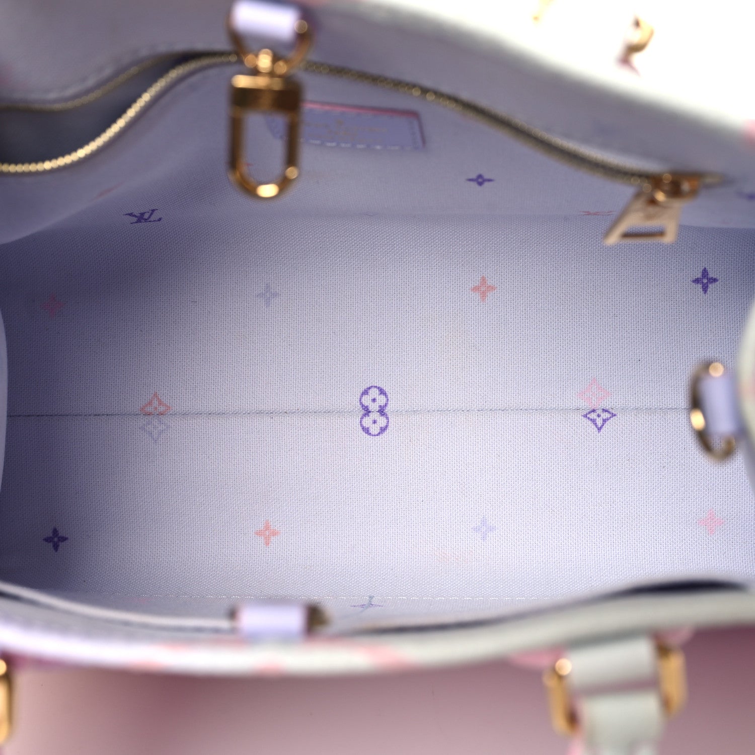 Louis Vuitton Monogram Giant Spring In The City Onthego PM Sunrise Pastel 5 of 9
