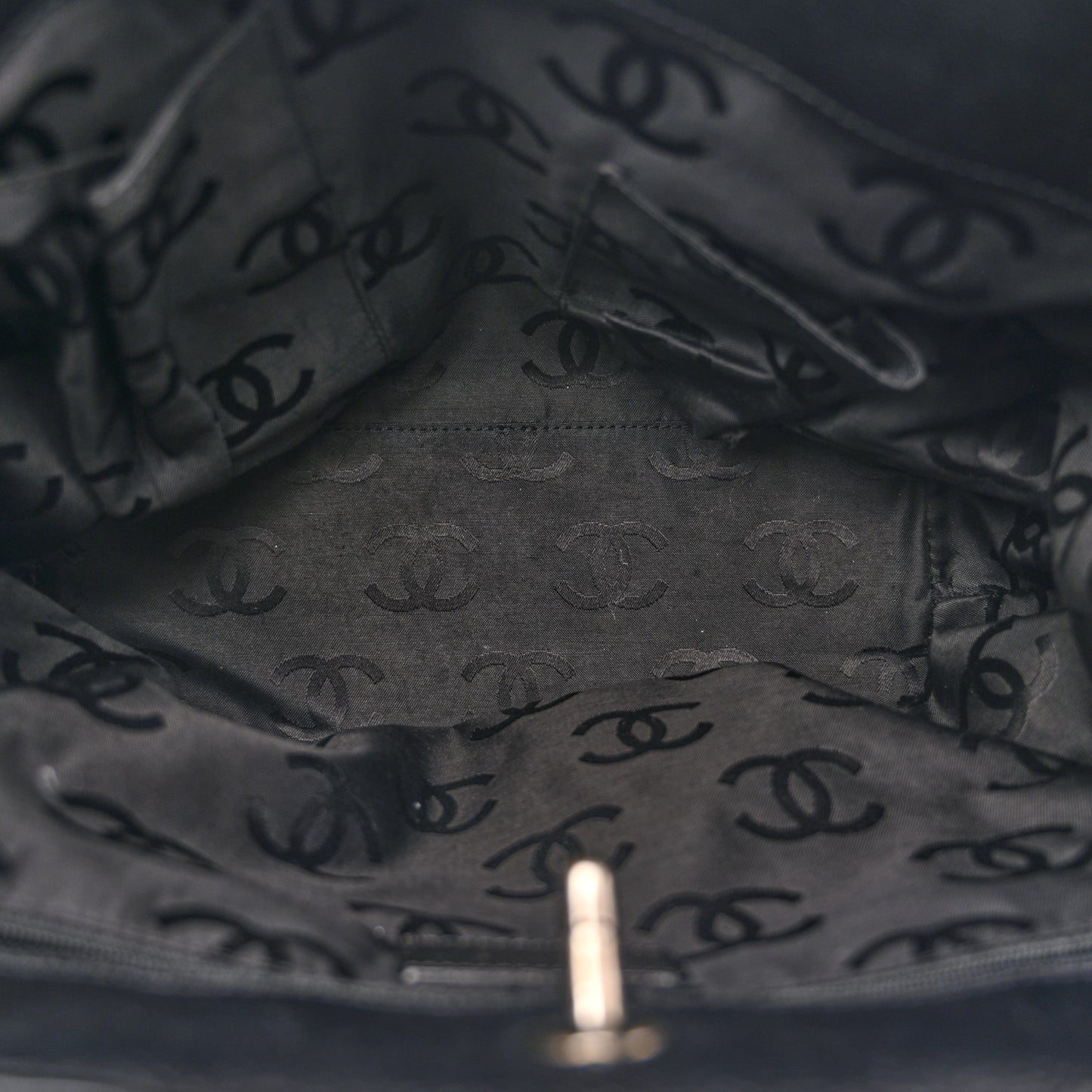 Caviar Shopping Tote Black