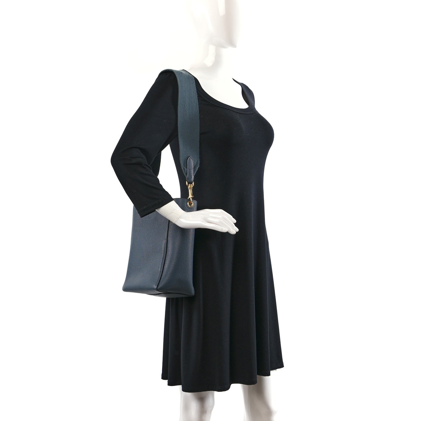 Soft Grained Calfskin Small Sangle Bucket Bag Blue