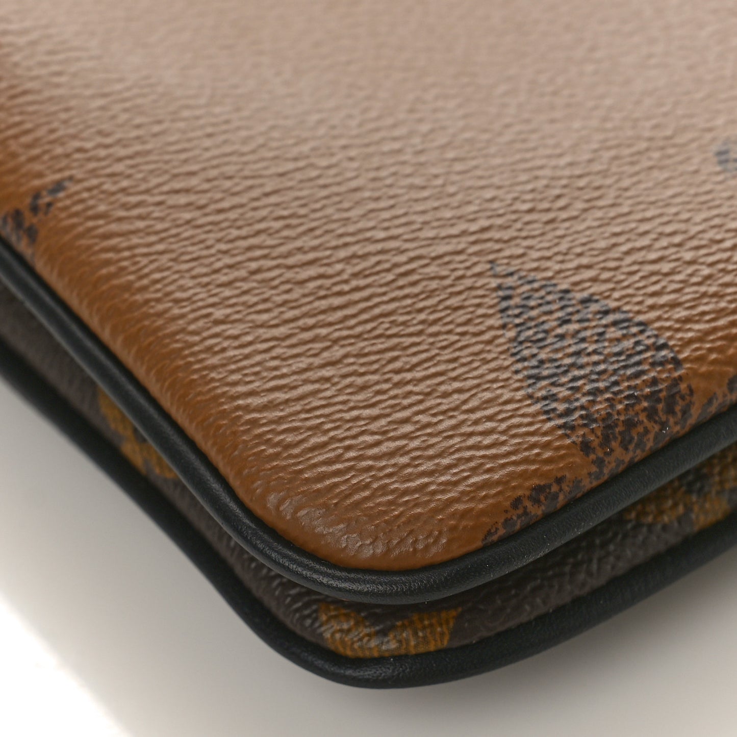 Reverse Monogram Giant Double Zip Pochette