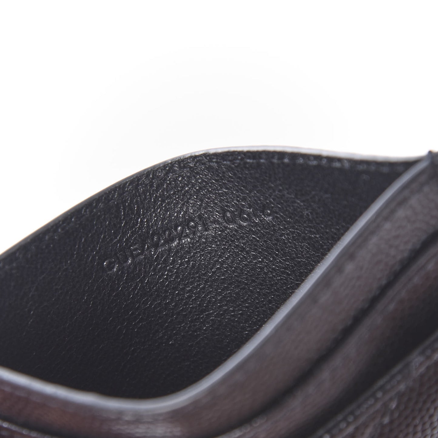 Grain De Poudre Matelasse Chevron Monogram Credit Card Case Black