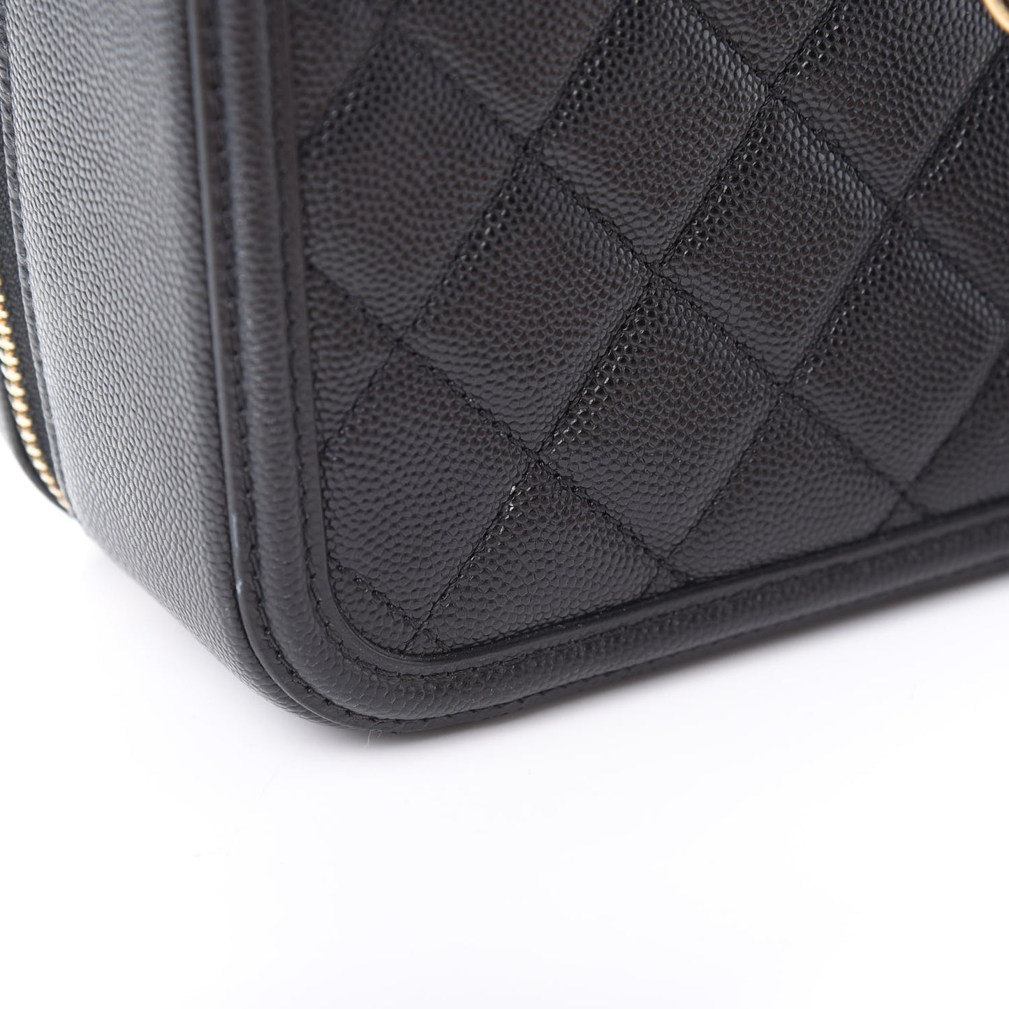 Caviar Quilted Medium CC Filigree Vanity Case Black