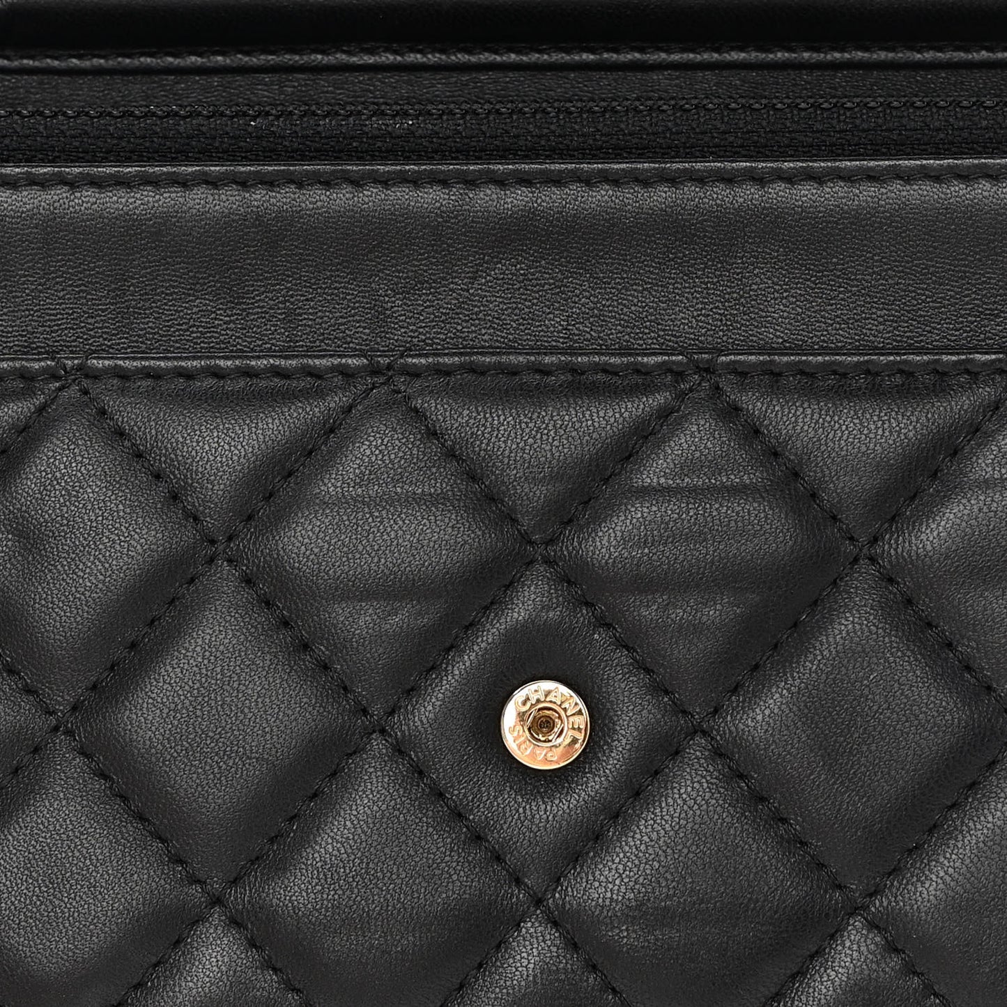 Lambskin Quilted Wallet On Chain WOC Black