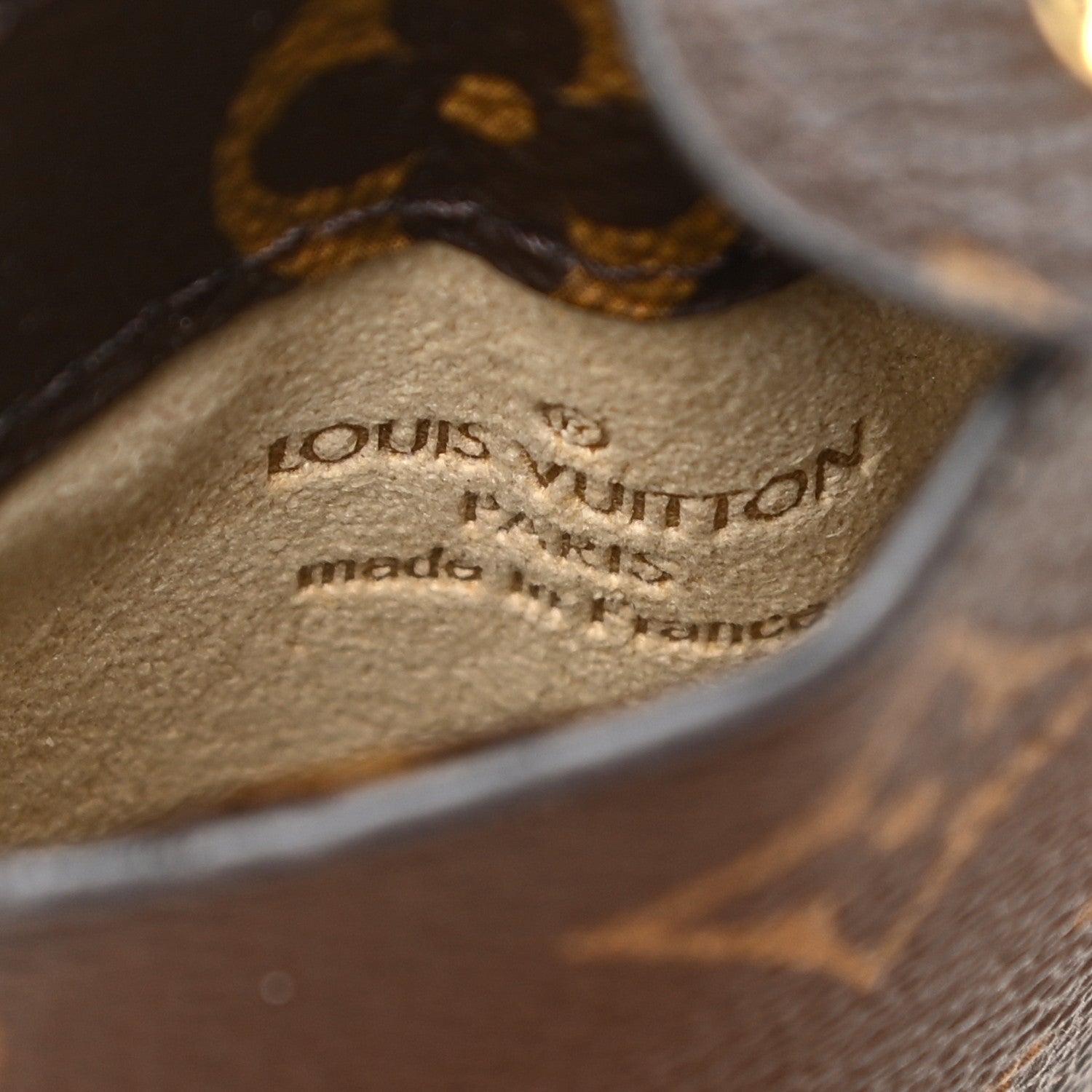 Louis Vuitton Monogram Sunglasses Case MM 5 of 10