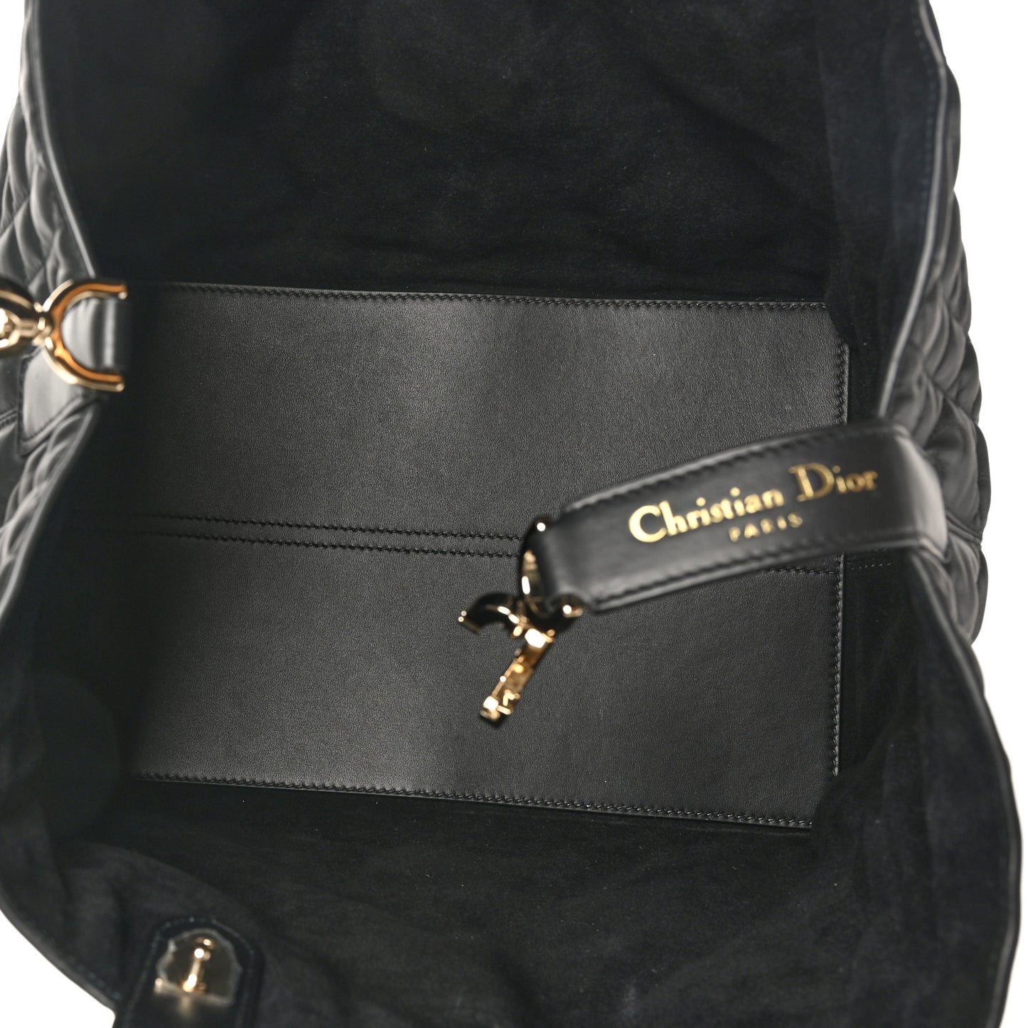 Calfskin Macrocannage Medium Toujours Black