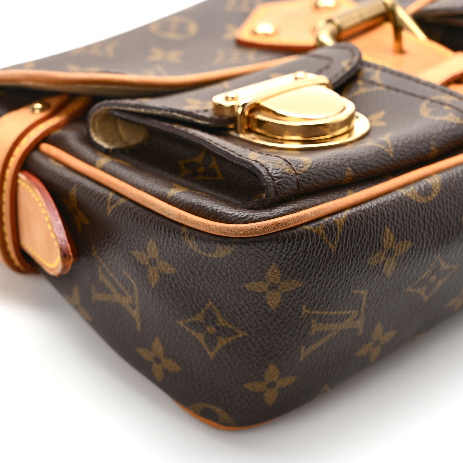 Louis Vuitton Monogram Hudson PM 9 of 13
