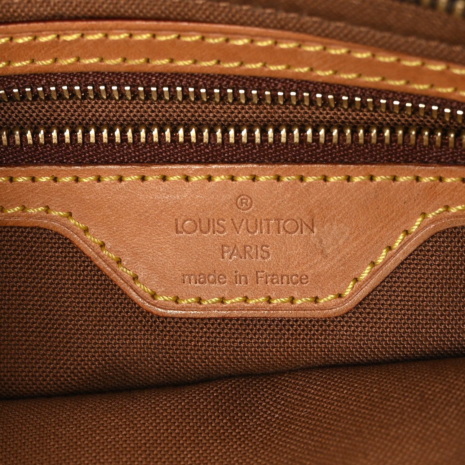 Louis Vuitton Monogram Trotteur 6 of 9