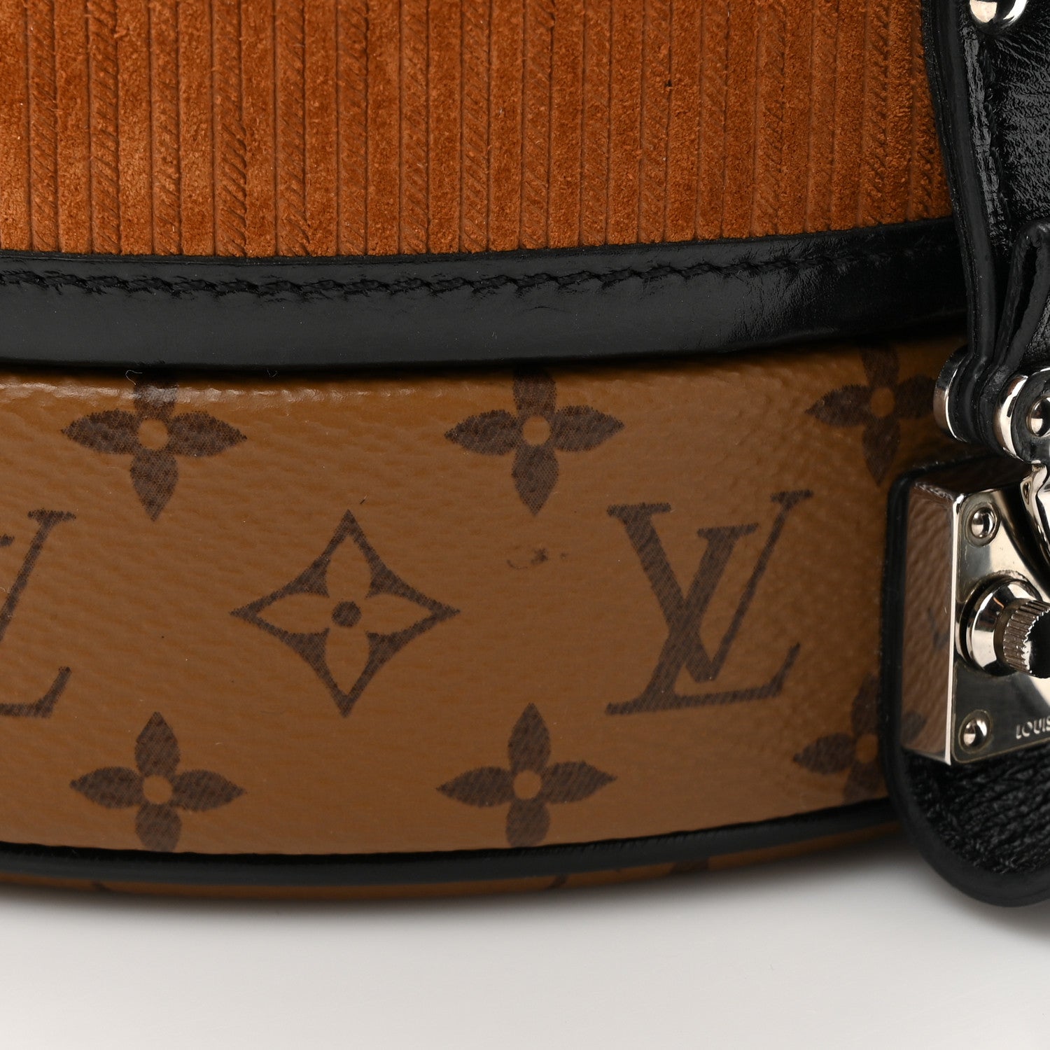 Louis Vuitton Reverse Monogram Leopard Petite Boite Chapeau 13 of 15
