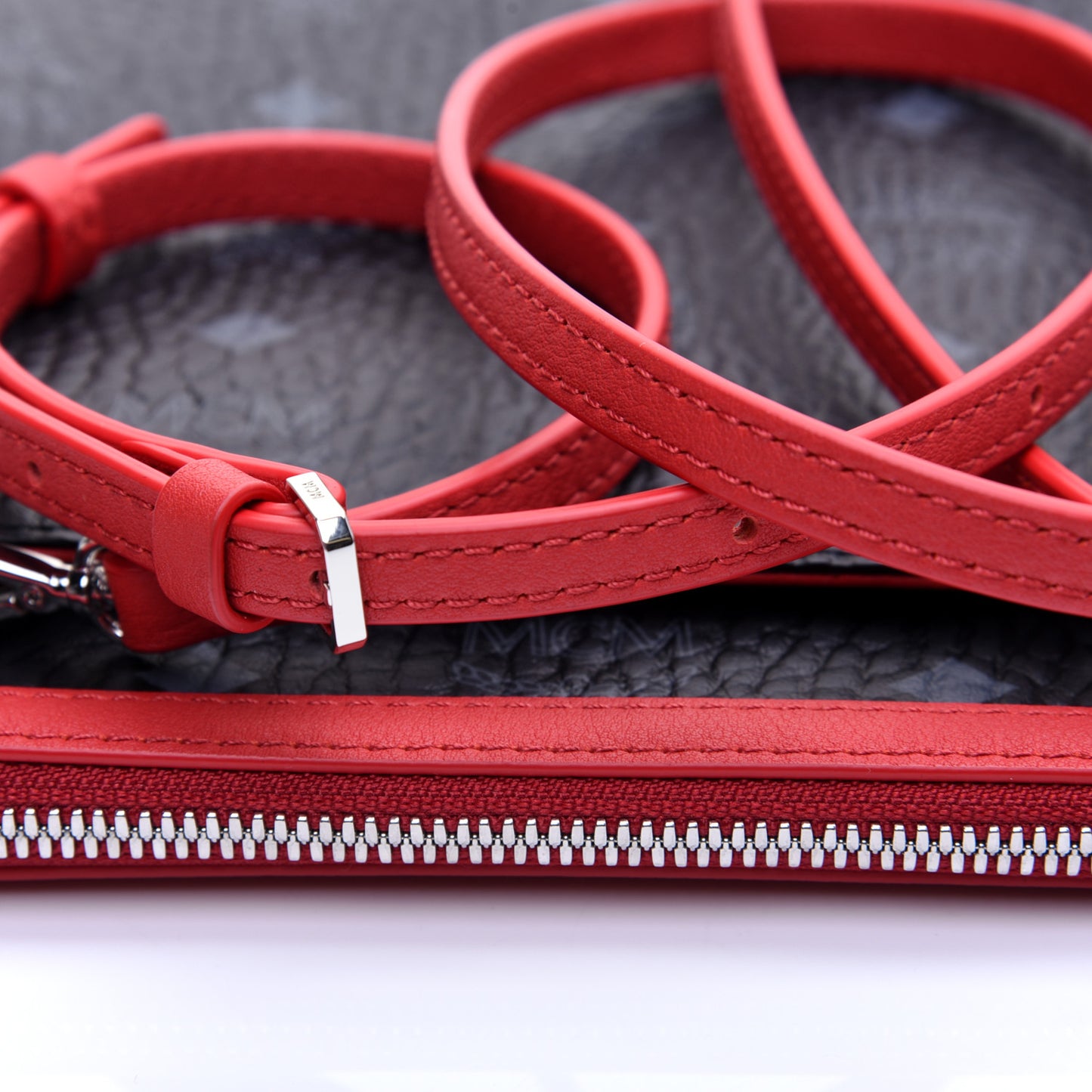 Visetos Crossbody Pouch Black Red