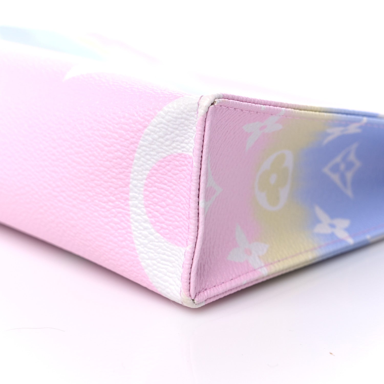 Louis Vuitton Monogram Escale Toiletry Pouch 26 Pastel 9 of 12