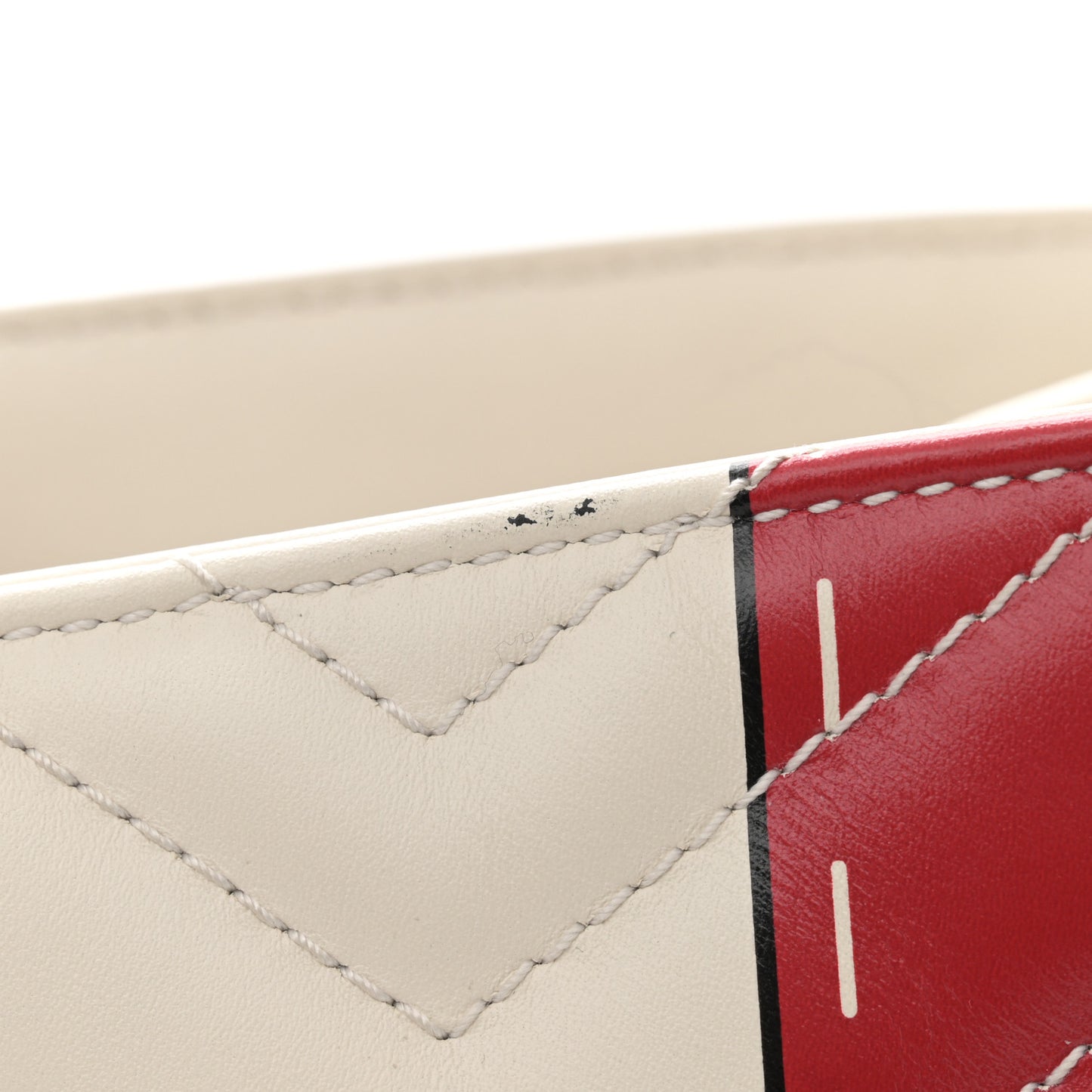 Calfskin Matelasse Trompe L'Oeil Print Medium GG Marmont Shoulder Tote Mystic White Hibiscus Red Marine Giallo