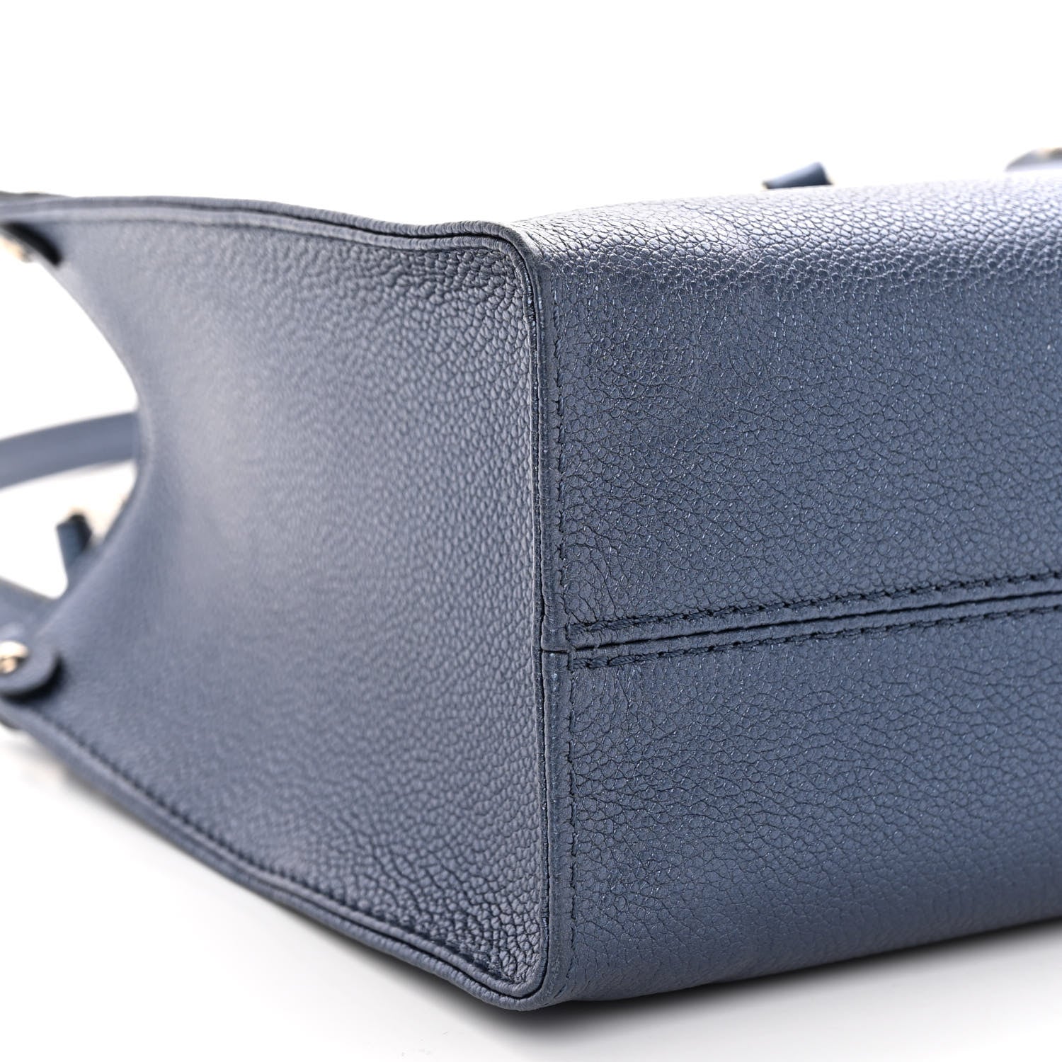 Louis Vuitton Metallic Empreinte Monogram Giant Onthego PM Navy Nacre 8 of 9