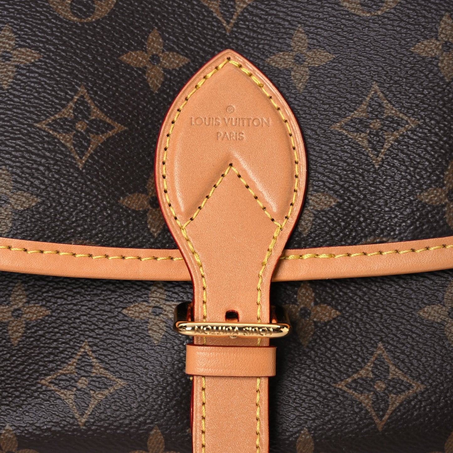 Monogram Diane Black