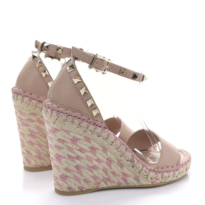 Valentino Garavani Grained Calfskin Rockstud Ankle Strap Espadrille 15/105mm Wedge Sandals 35 Rose Cannelle Natural 4 of 10
