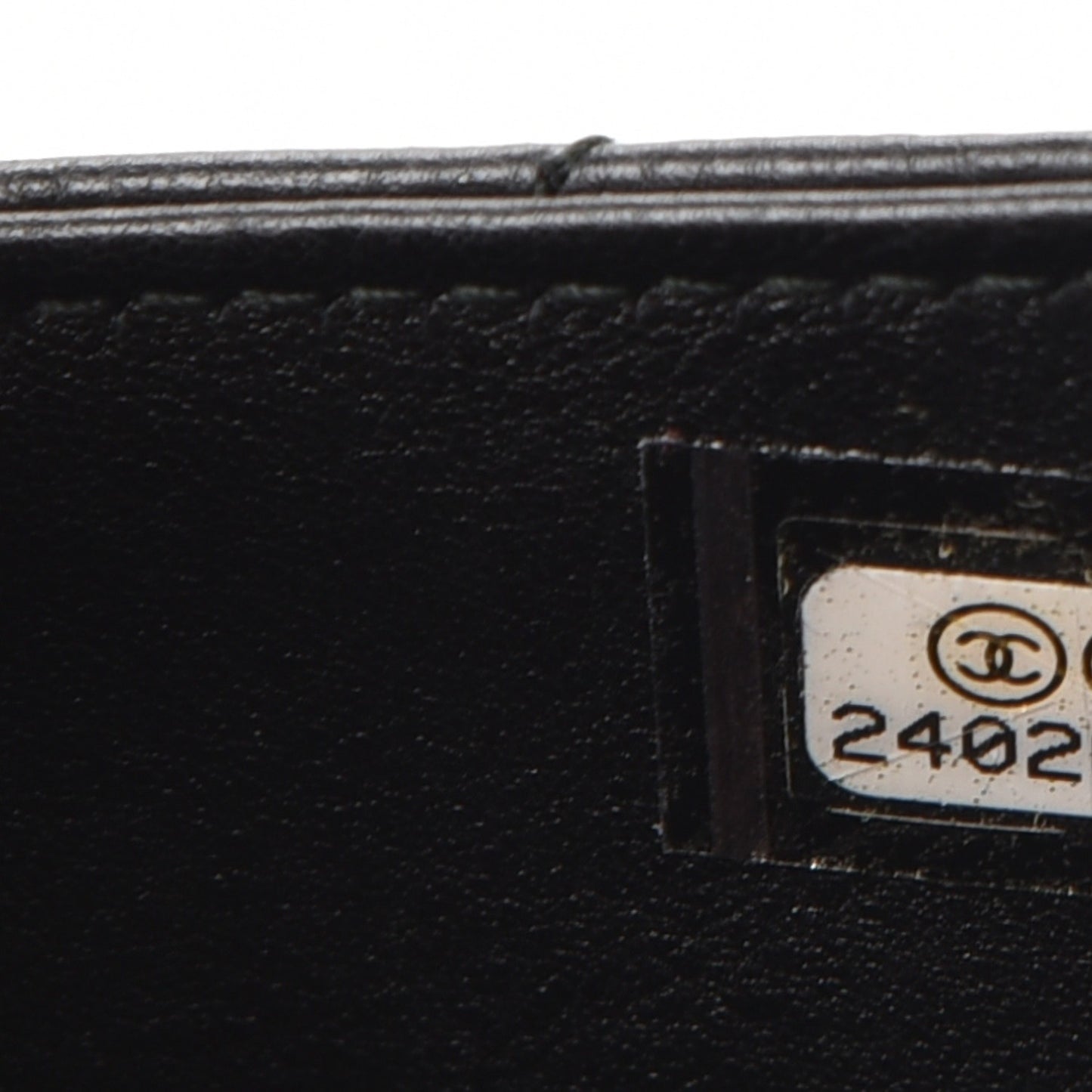 Crinkled Calfskin Quilted Classic Zip Pouch So Black