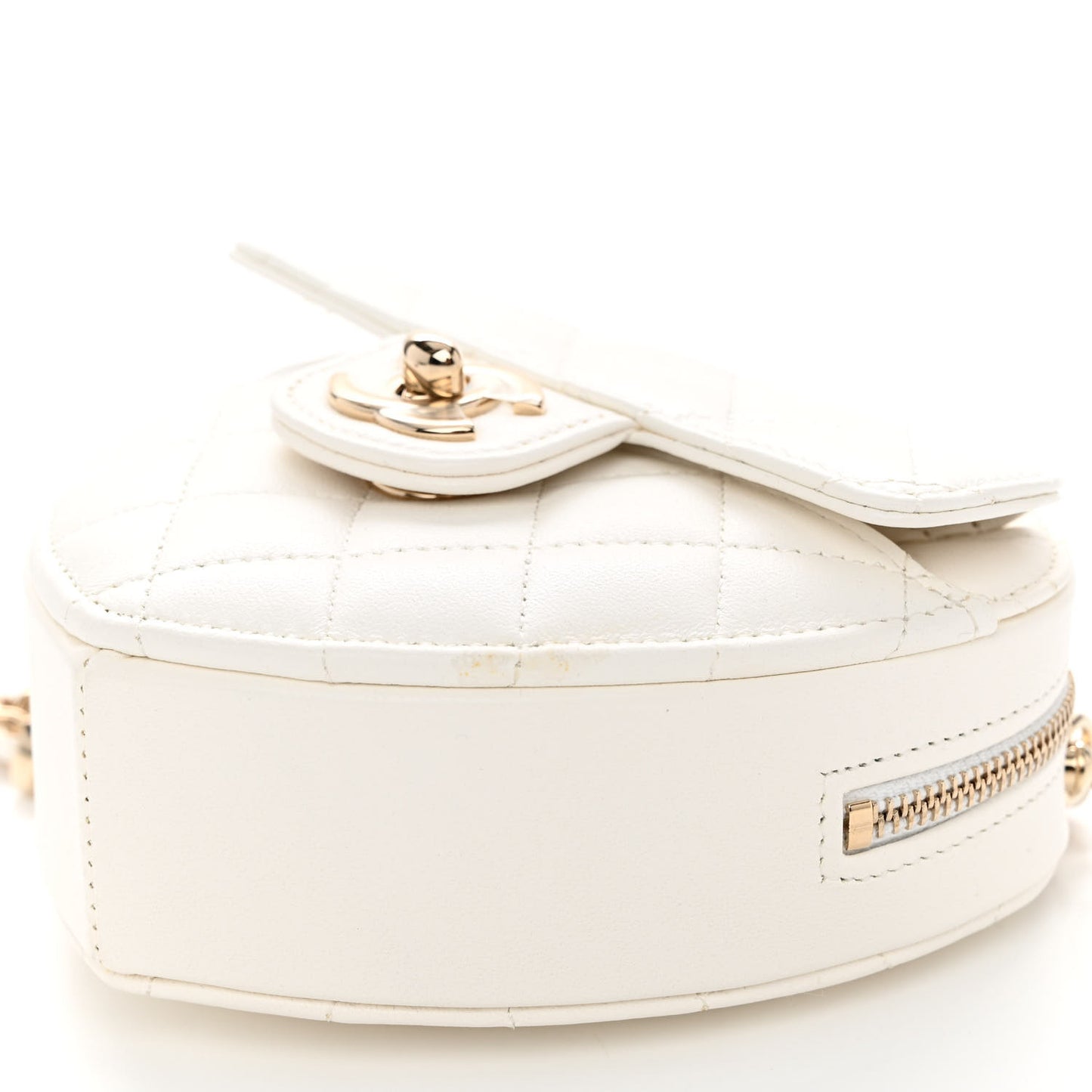 Lambskin Quilted CC In Love Heart Clutch With Chain White