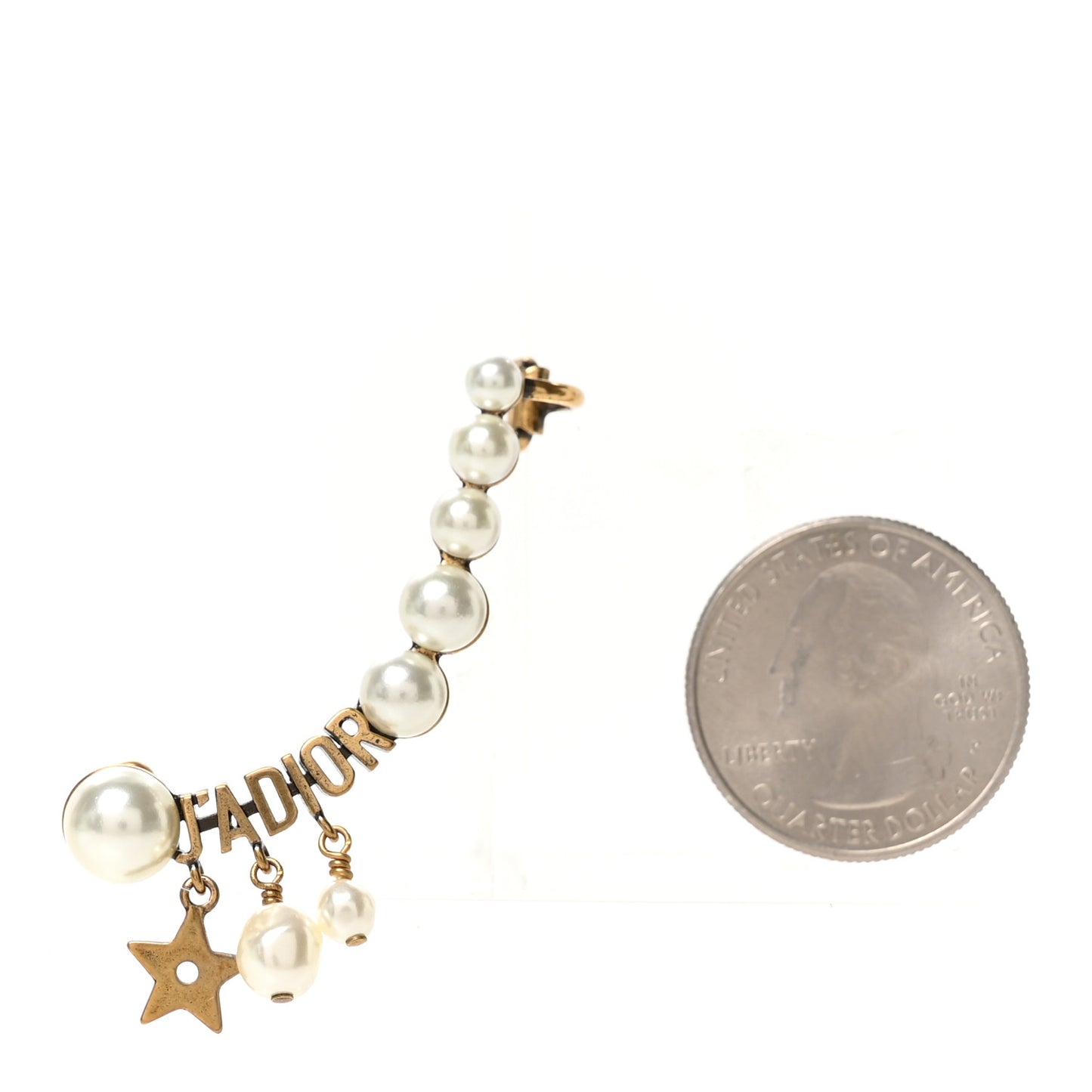 Metal Pearl J'Adior Ear Cuff Gold White