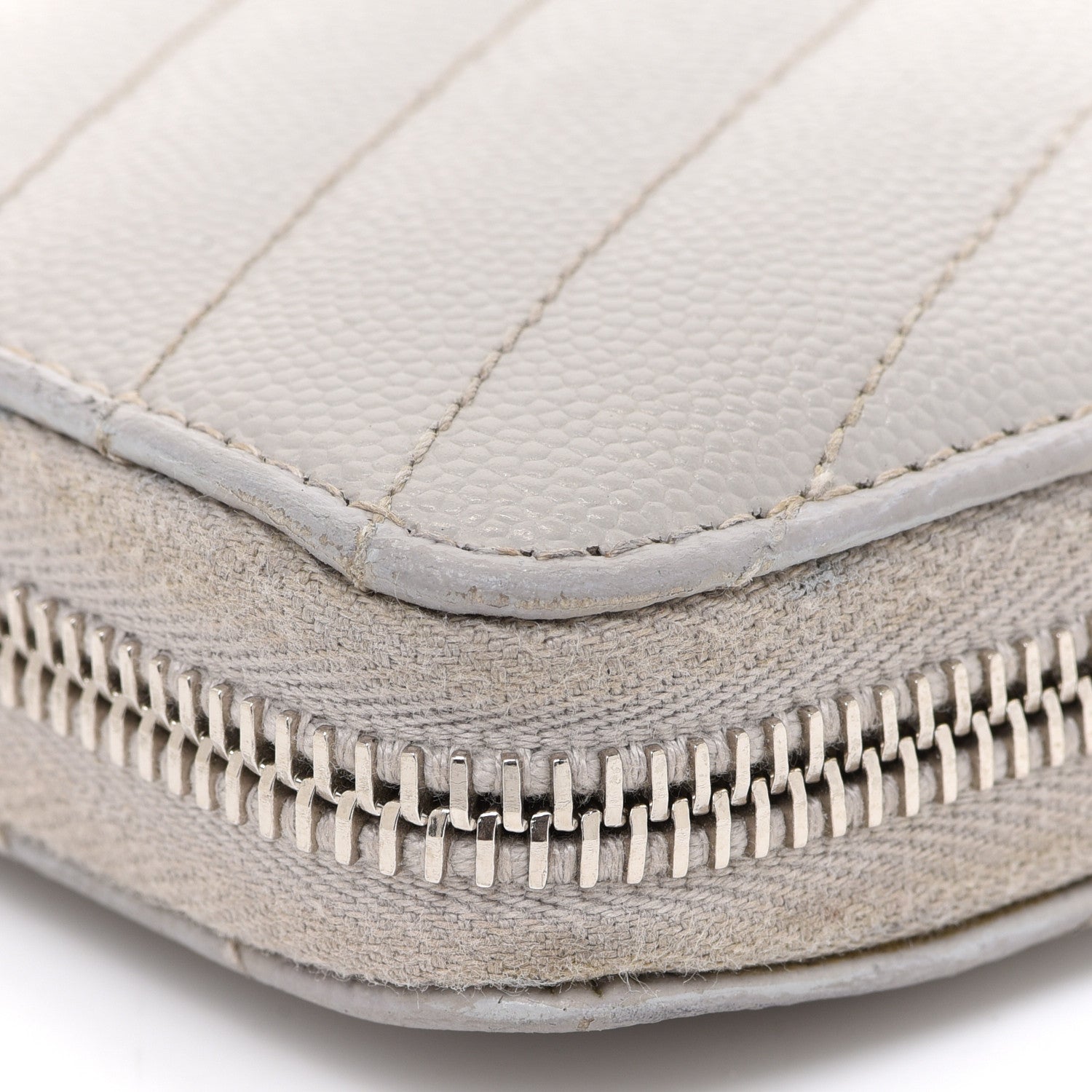 Saint Laurent Grain De Poudre Matelasse Chevron Monogram Zip Around Wallet Granite 9 of 10
