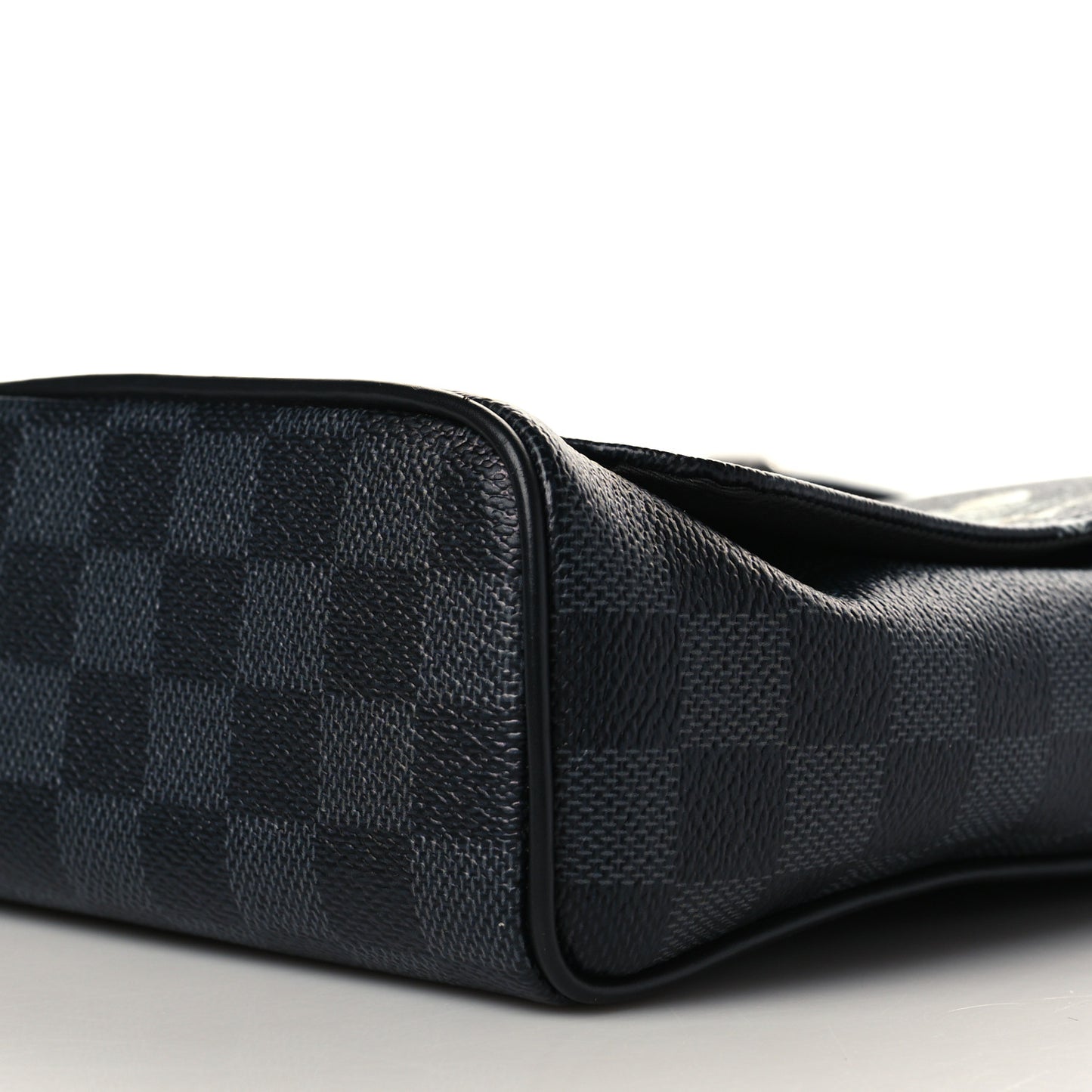 Damier Graphite World Map District PM
