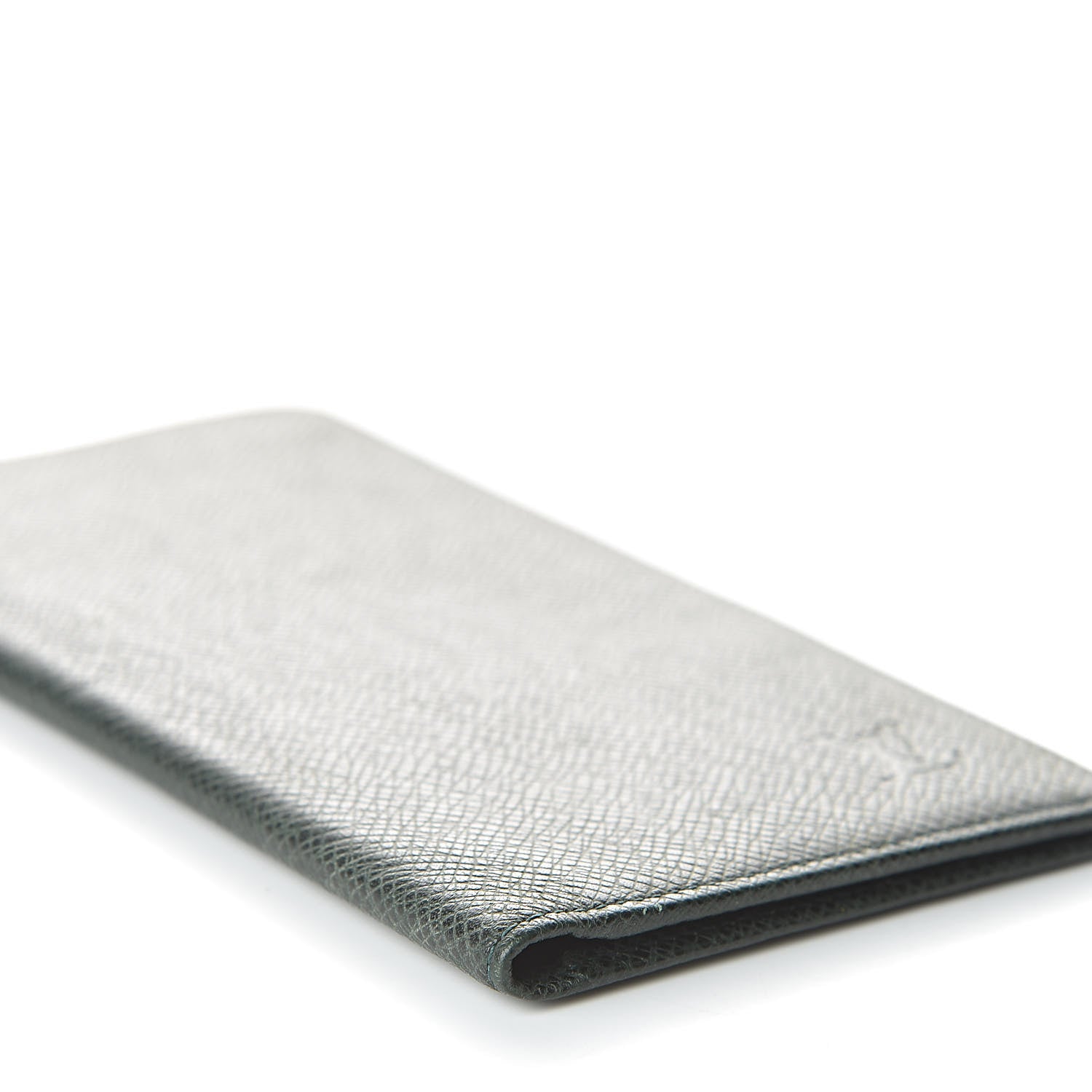 Louis Vuitton Taiga European Checkbook and Card Holder Epicea 12 of 13