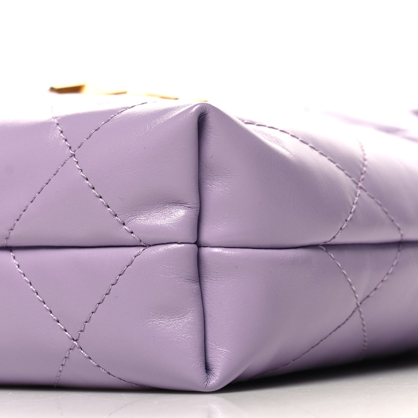 Shiny Calfskin Quilted Mini Chanel 22 Light Purple