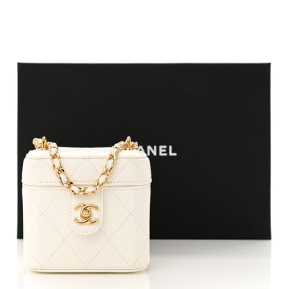 Chanel Lambskin Quilted Vanity Clutch With Chain White 11 of 11