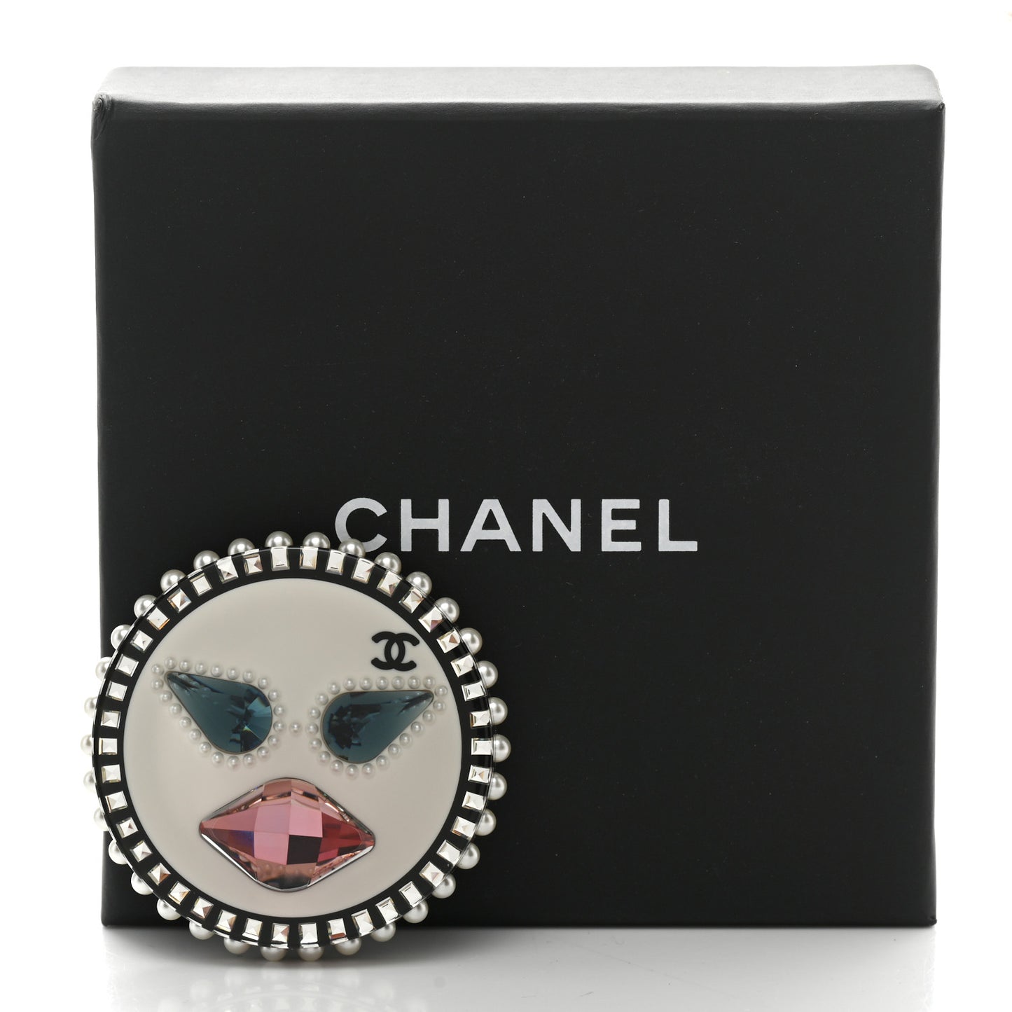 Metal Resin Pearl Emoji Brooch Silver White