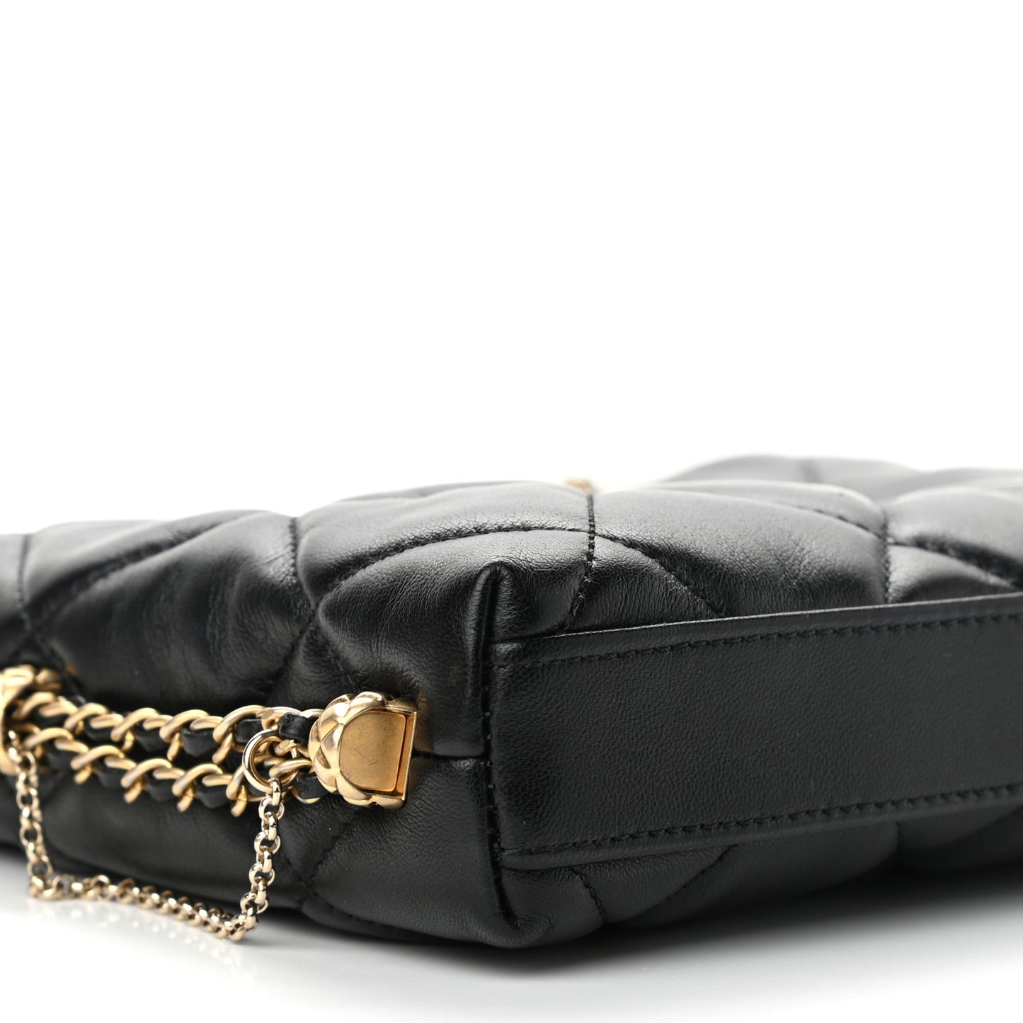 Lambskin Quilted Crush on Chains Hobo Black