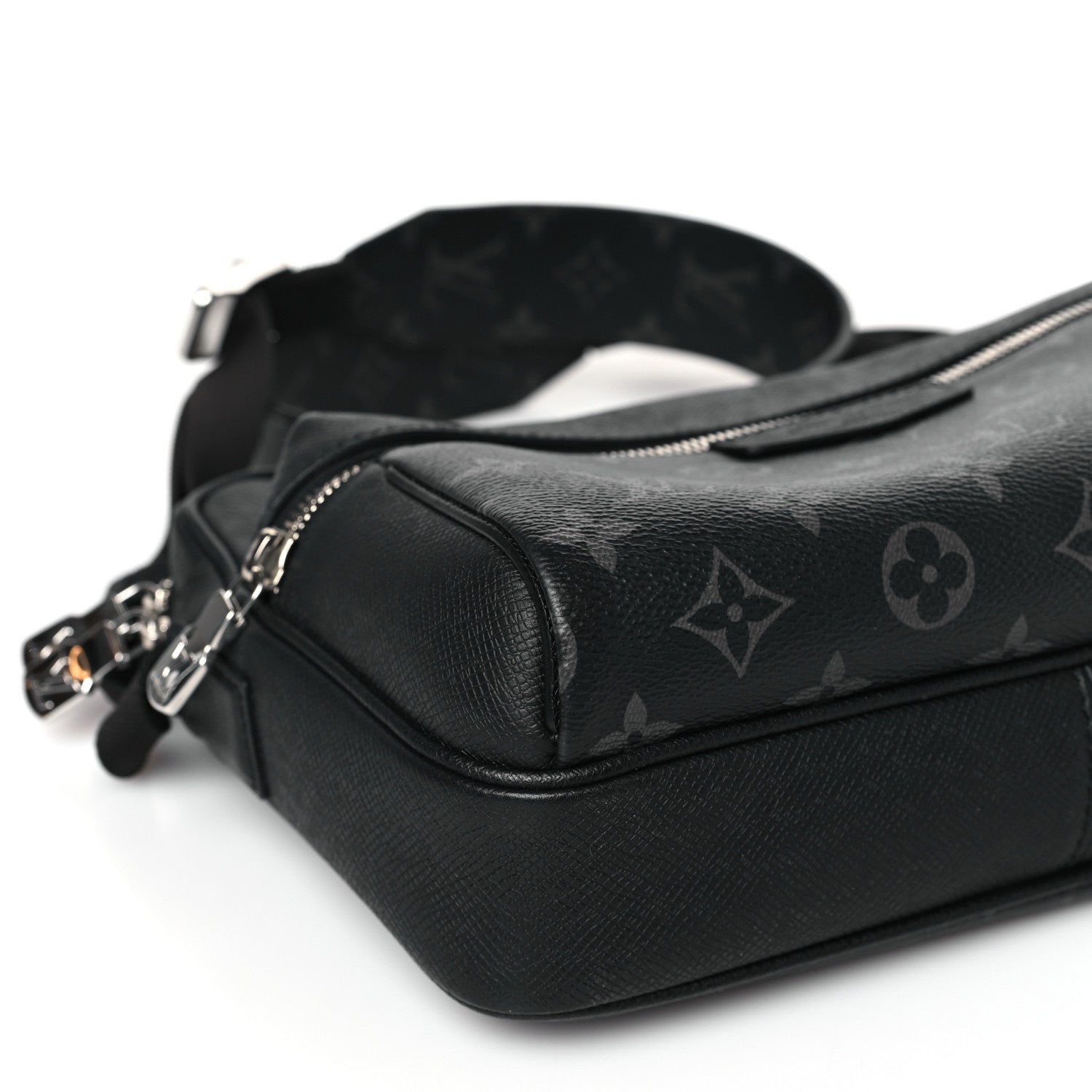 Louis Vuitton Taiga Monogram Eclipse Outdoor Messenger Black 7 of 8