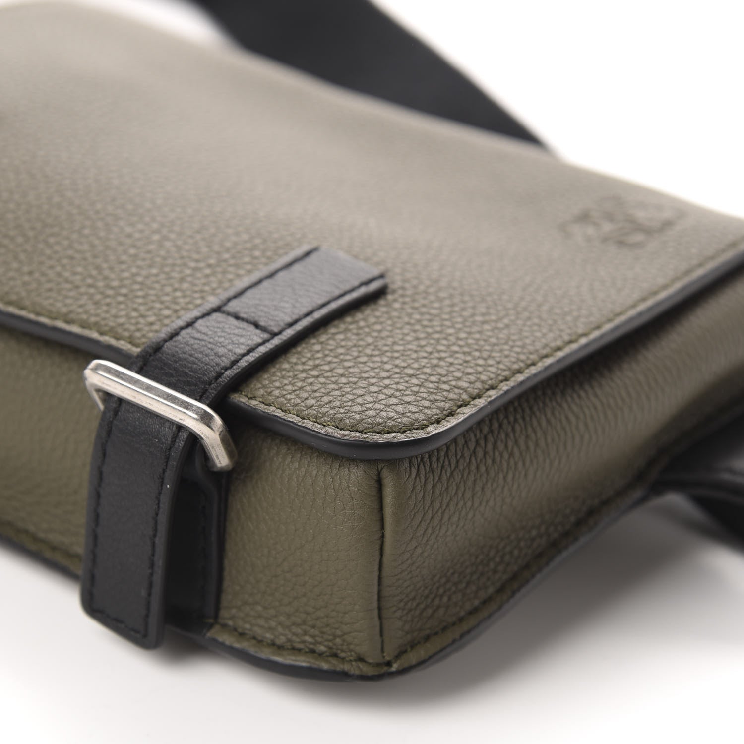 Loewe Grained Calfskin Military Bumbag Khaki Green Black 7 of 9